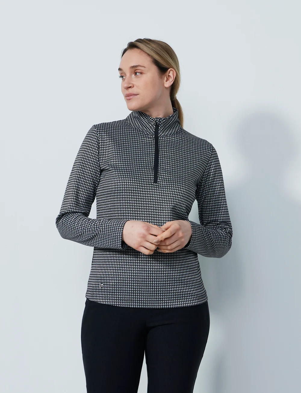 Daily Sports - MACKAY LS HALF NECK - longsleeved tops - black - 0