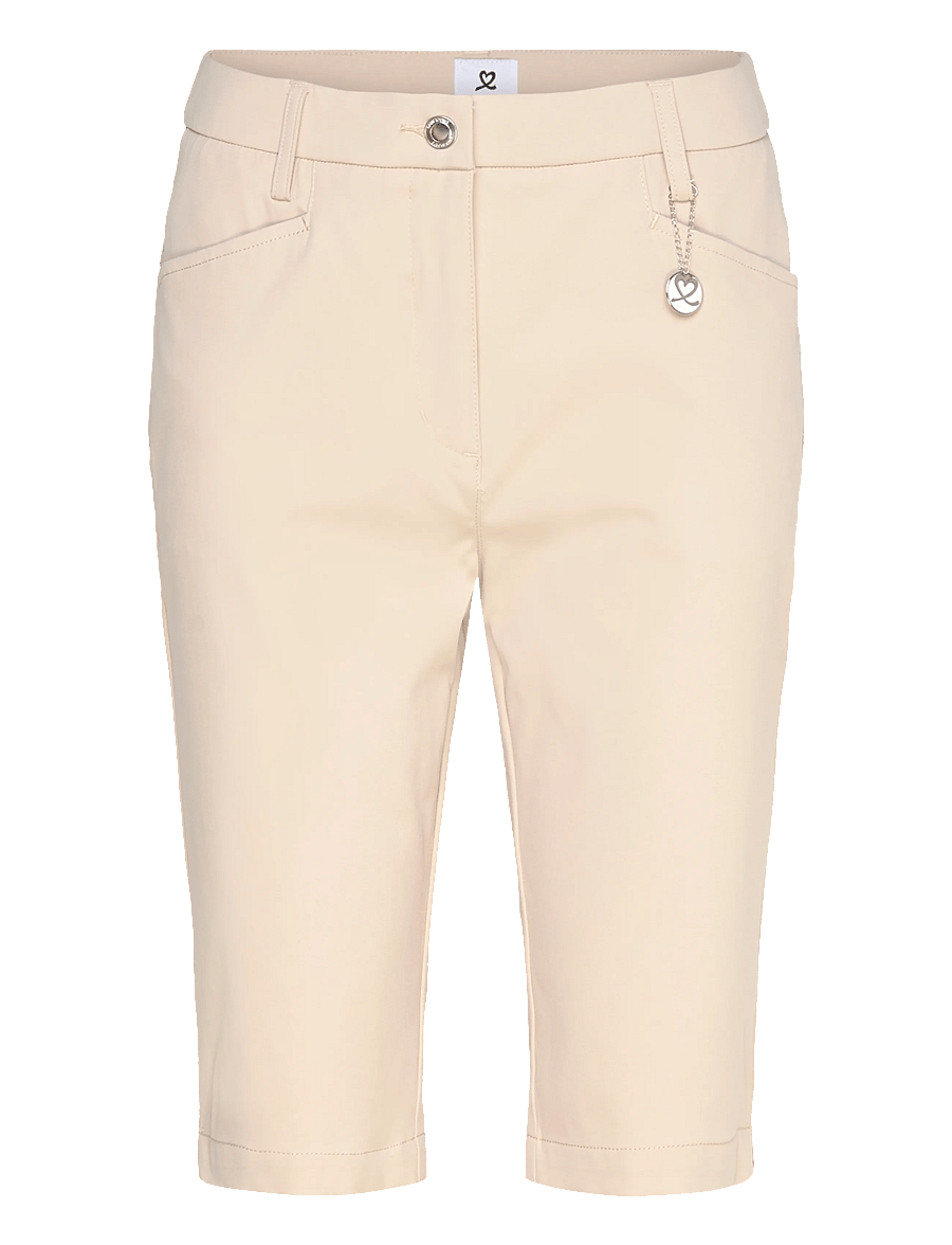 Daily Sports - Lyric V2 Bermuda Shorts 60 cm - golf-shorts - oyster - 1