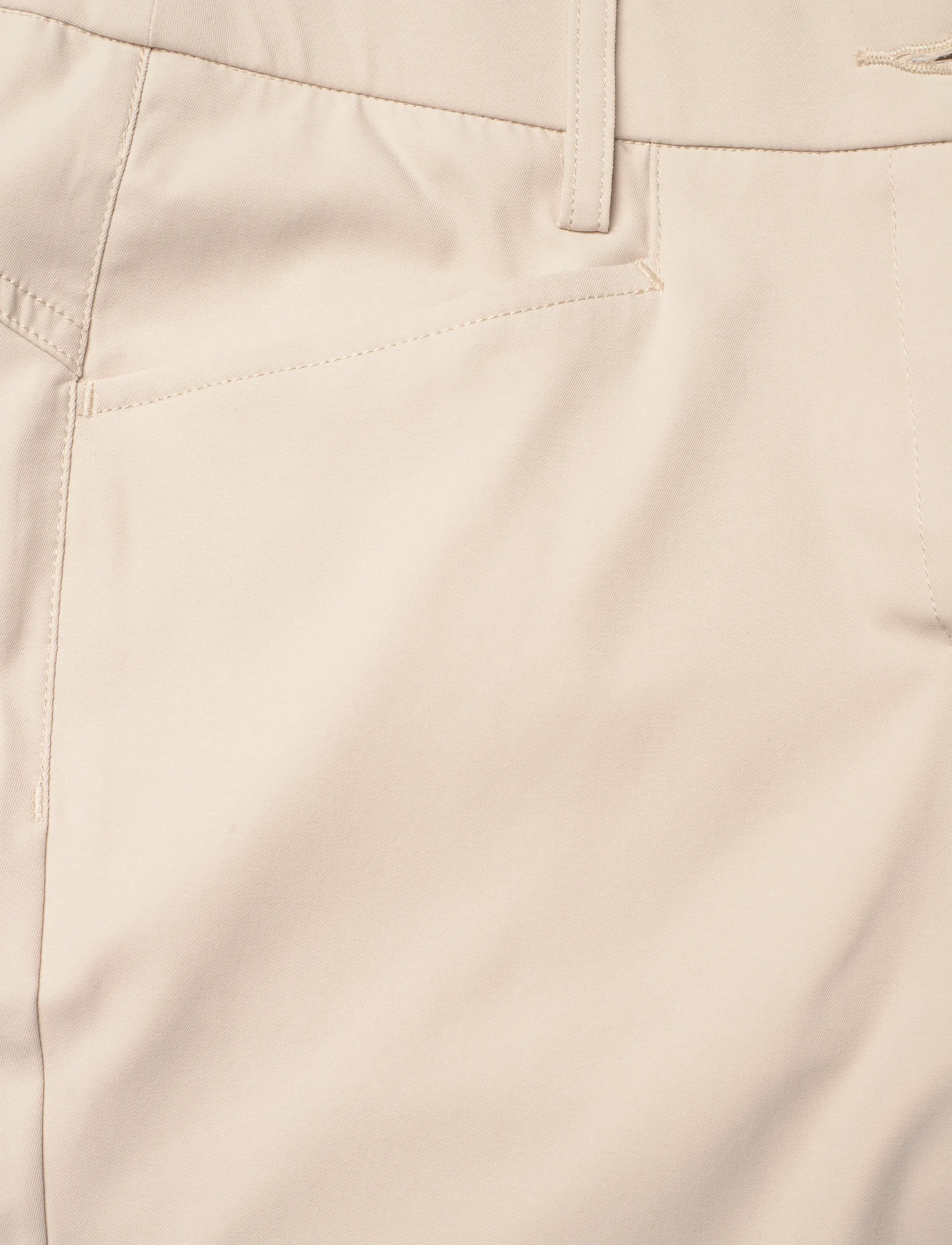 Daily Sports - Lyric V2 Bermuda Shorts 60 cm - golfshorts - oyster - 5