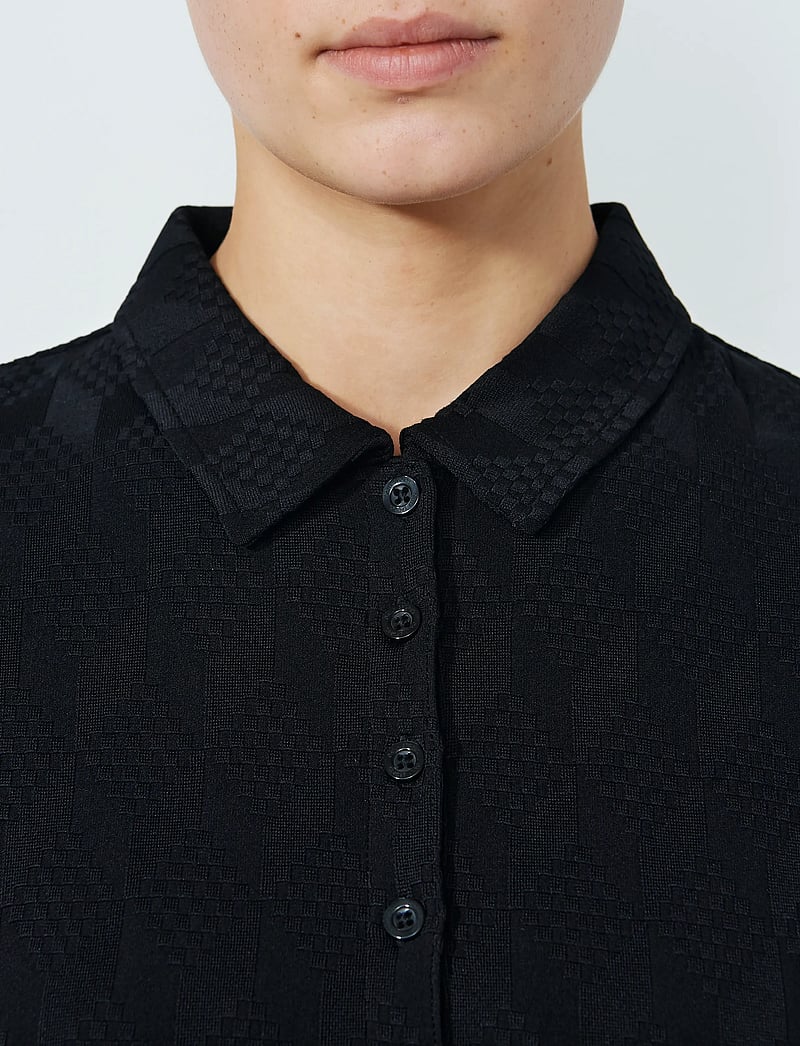 Daily Sports - Graphic Jaquard SS Poloshirt - toppe & t-shirts - black - 4
