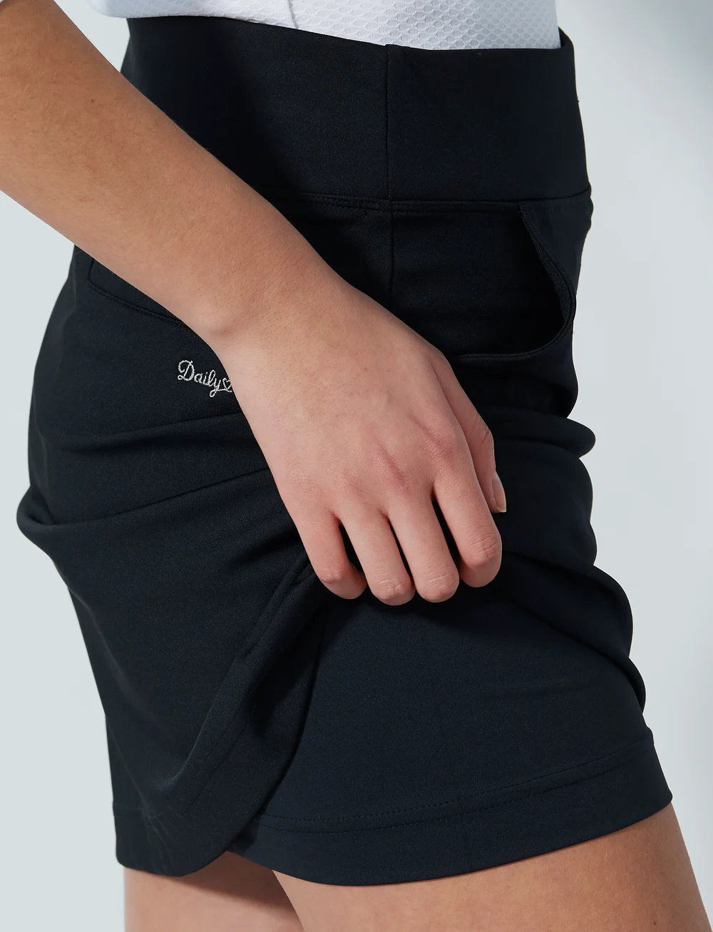 Daily Sports - Genua Skort 45 cm - golf shorts - black - 4