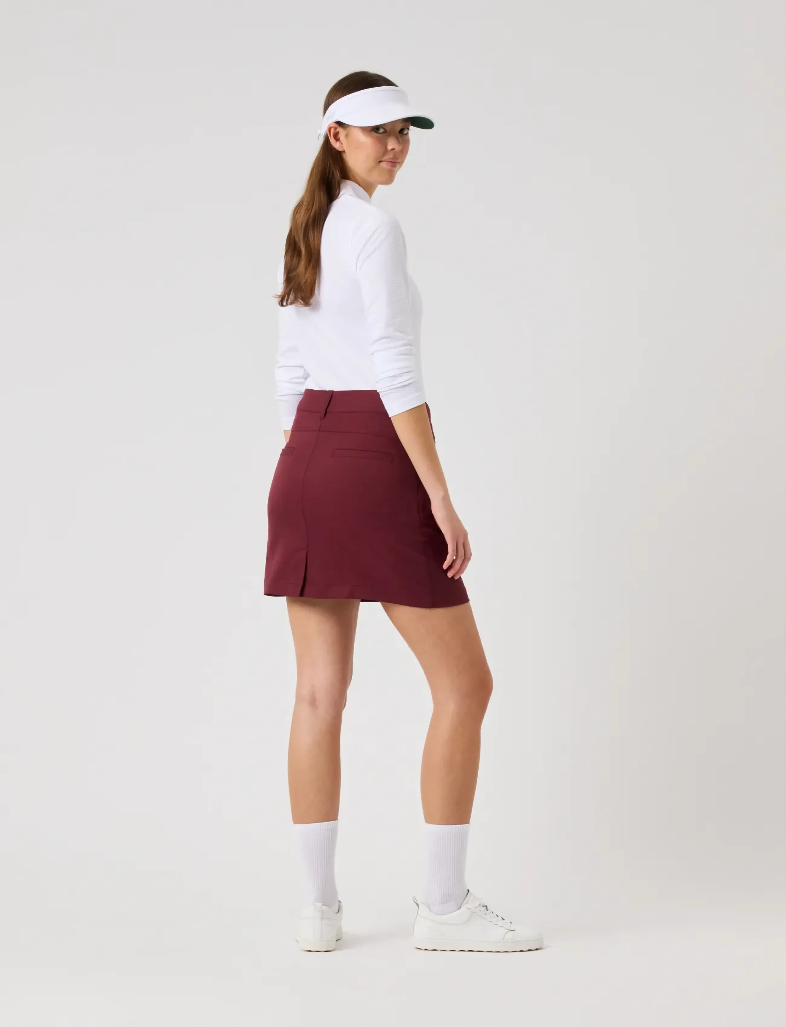 Daily Sports - Woven Skort 42 cm - skorts - port - 3