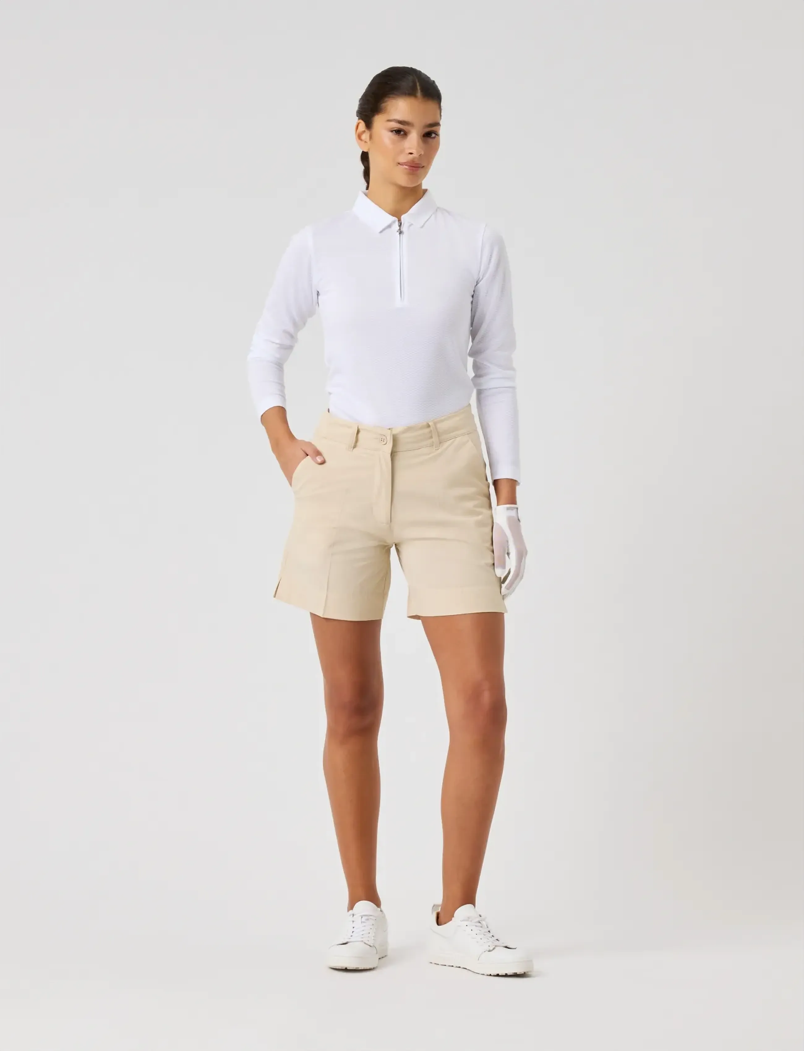 Daily Sports Beyond V2 Shorts 40 cm, 34, Cream, Sport Shorts > Sport Golf Shorts, Dame