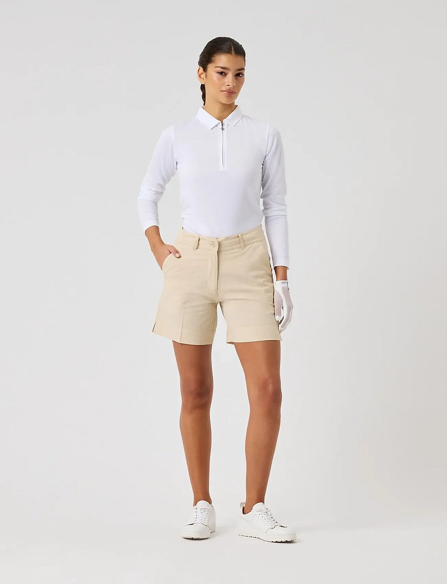 Daily Sports - Beyond V2 Shorts 40 cm - golfshorts - oyster - 0