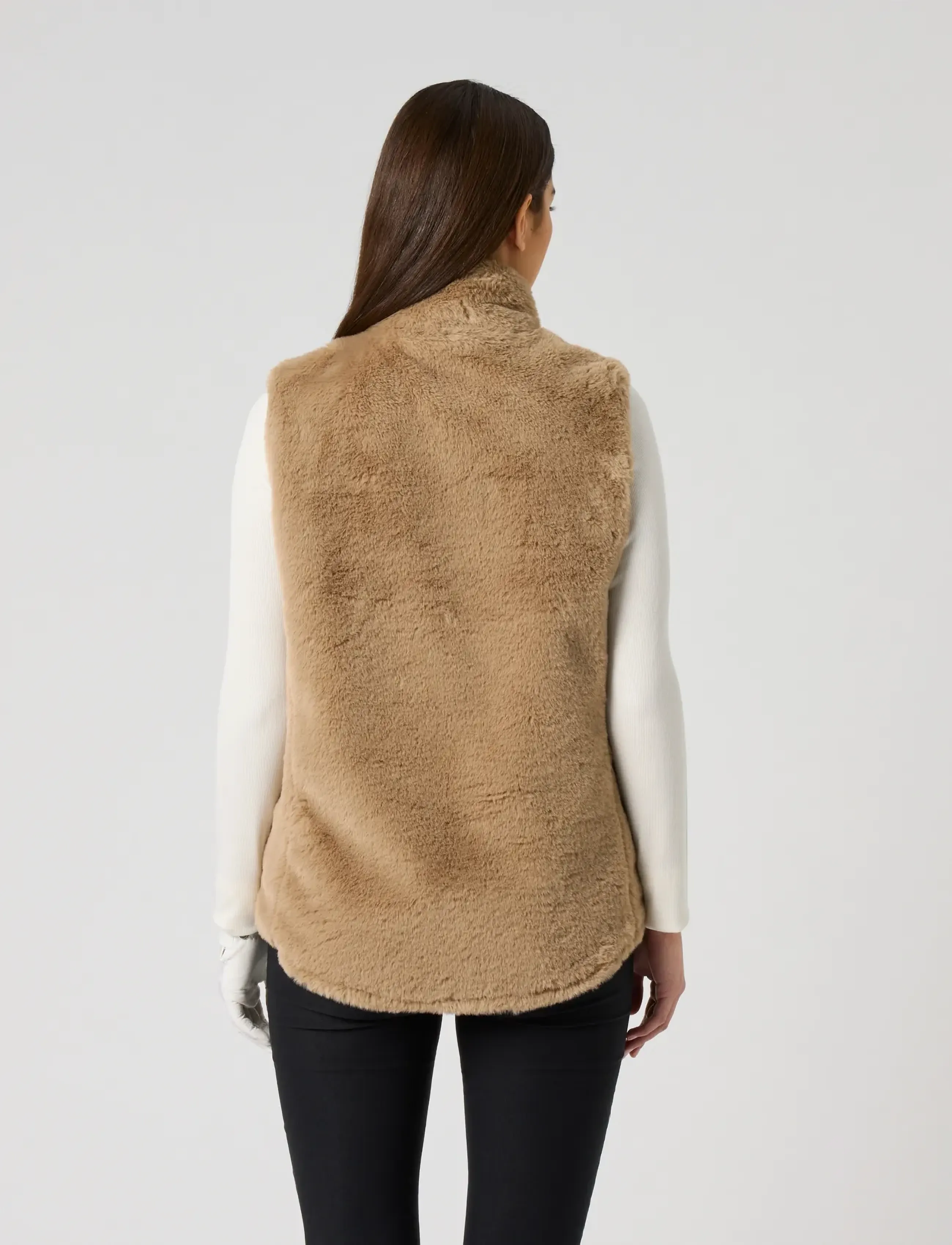 Daily Sports - Fur Vest - bark - 3