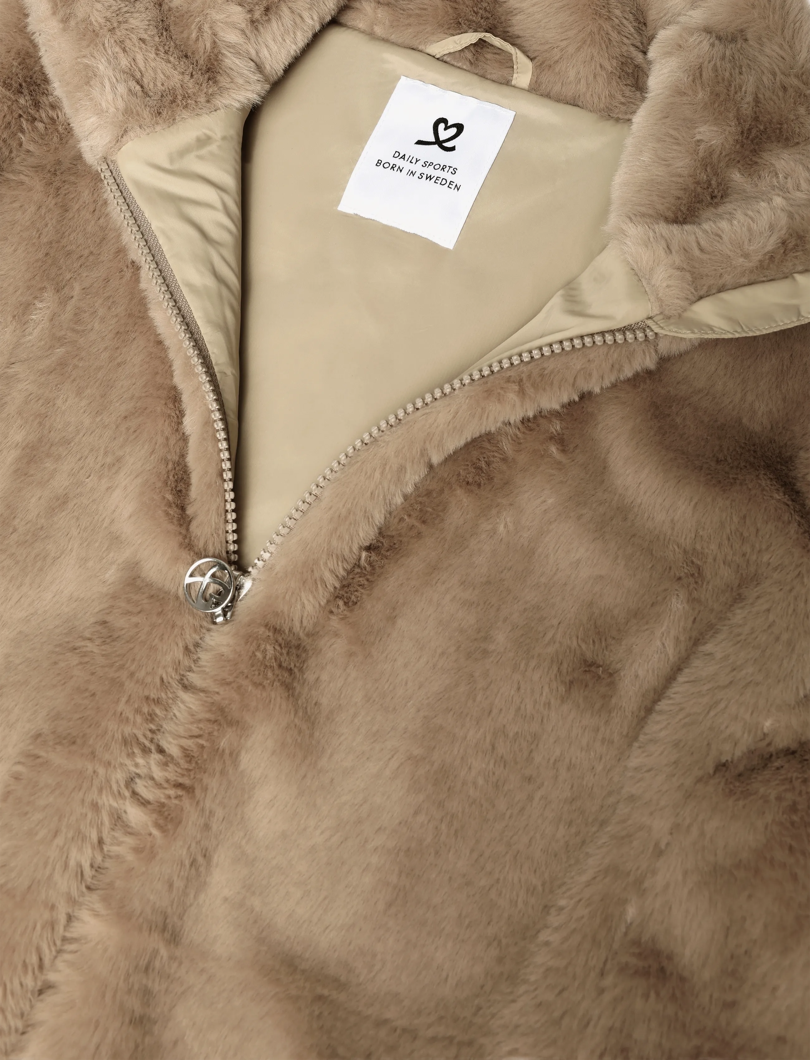 Daily Sports - Fur Vest - bark - 5
