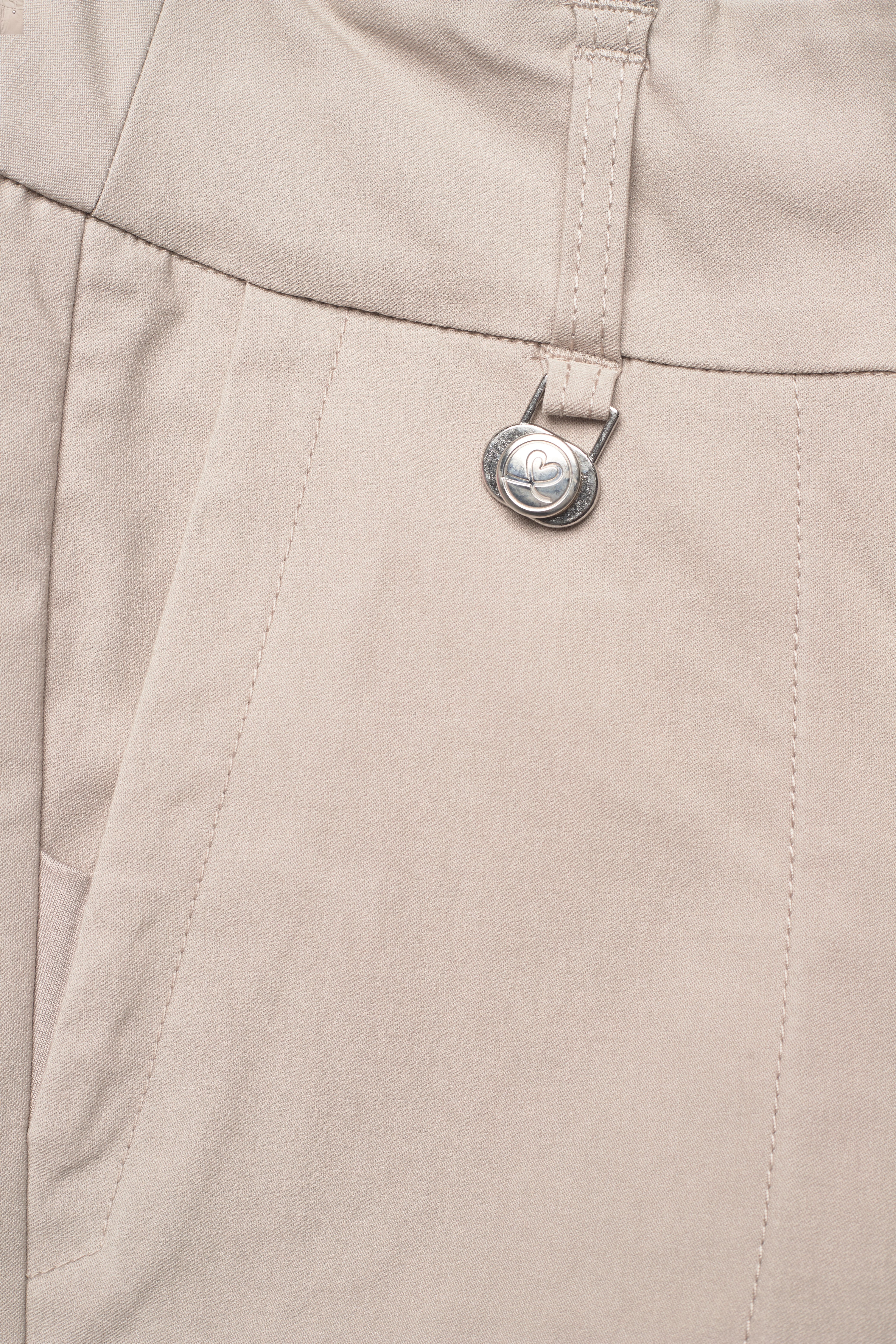 Daily Sports - MAGIC SHORTS 44 CM - sandy - 2