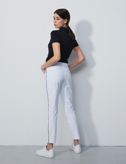 Daily Sports - GLAM ANKLE PANTS - white - 5