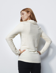 Daily Sports - FLORENCE LS ROLL NECK - välitakit - raw - 4