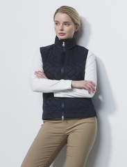 Daily Sports - BONNIE PADDED VEST - dunveste - navy - 2