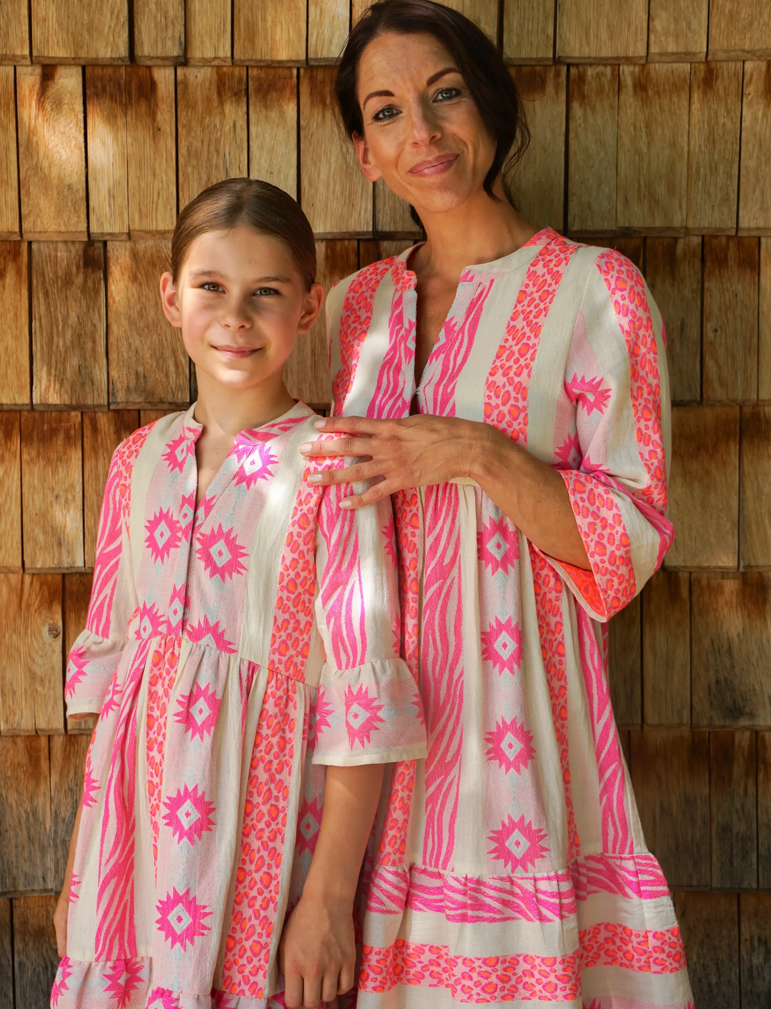 Danamade - DLOTTE - varrukateta vabaaja kleidid - neon pink - 4