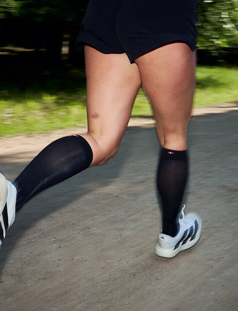 Danish Endurance - Perform Compression Socks 1-pack - sportsocken - black/grey - 4