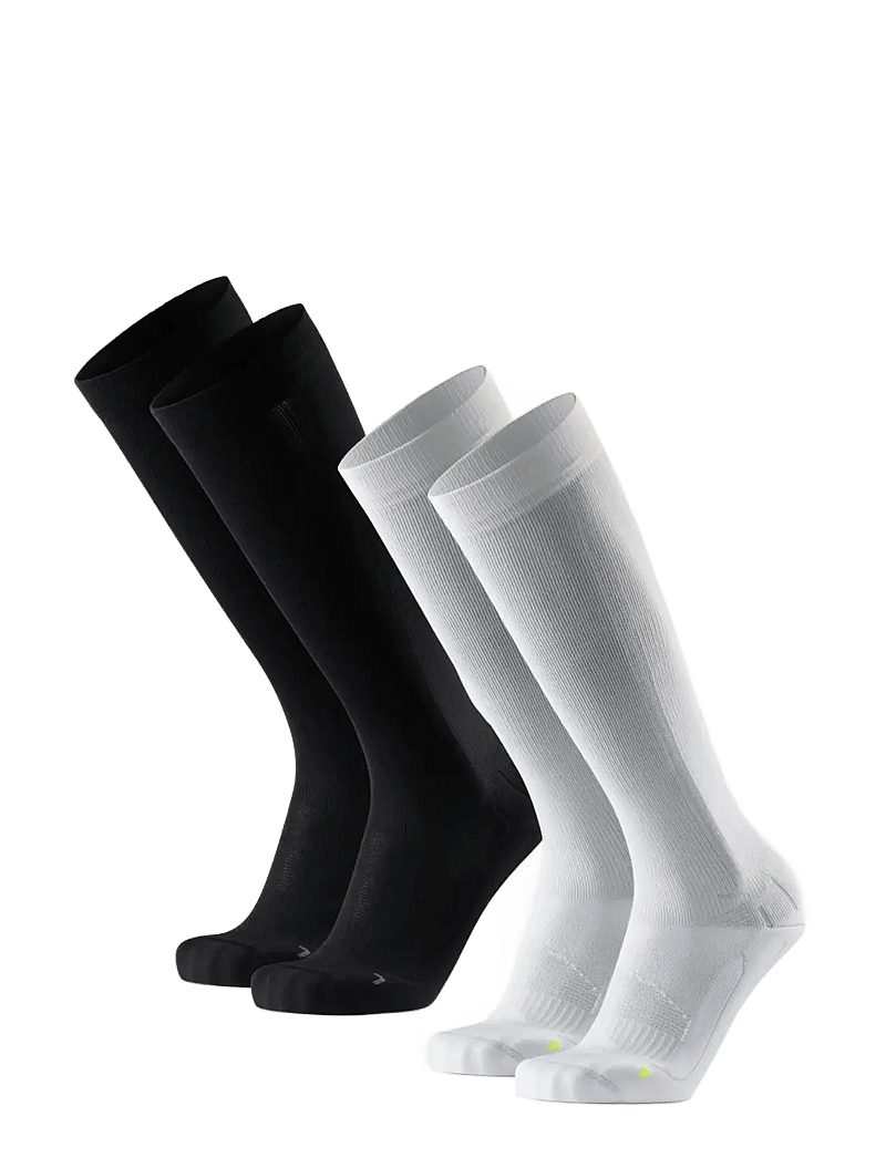 Danish Endurance - Perform Compression Socks 2-pack - treningssokker - mc (1xblack,1xwhite) - 1