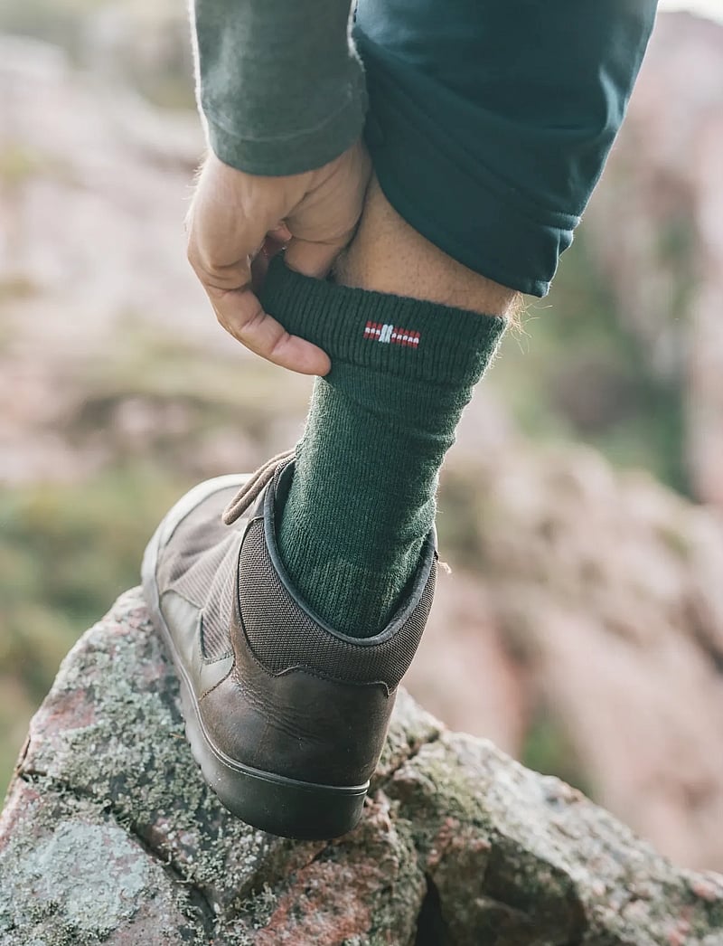 Danish Endurance - Hiking Classic Socks 3-pack - spordisokid - multicolor (1x green, 1x grey, 1x navy blue) - 4