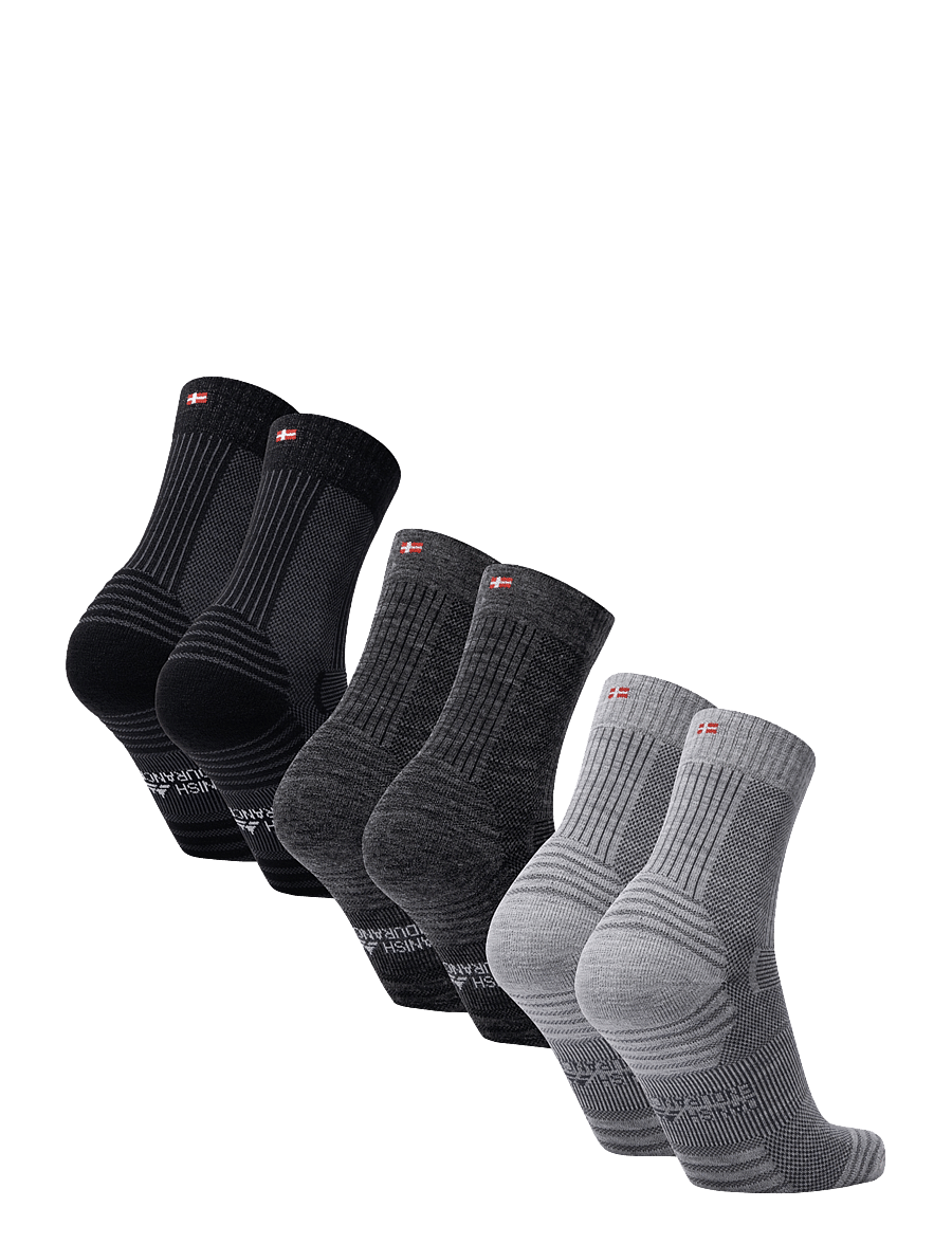 Danish Endurance - Light Hiking Crew Socks 3-pack - skarpety sportowe - multicolor (1x light grey, 1x dark grey, 1x black) - 2