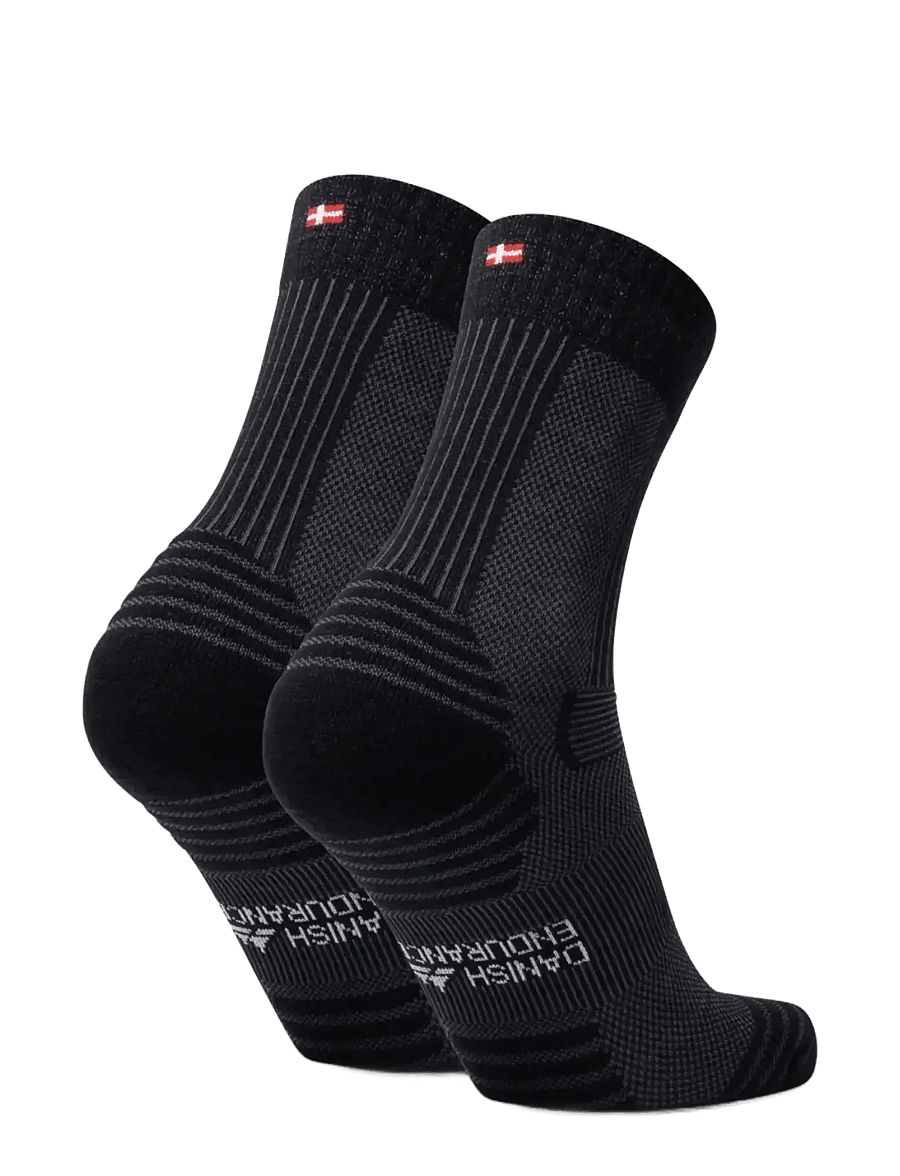 Danish Endurance - Light Hiking Crew Socks 1-pack - Íþróttasokkar - black - 2