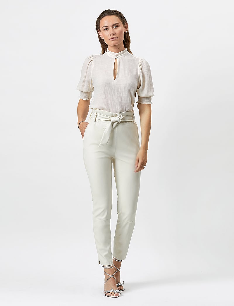 Dante6 - Feline top - kortærmede bluser - butter cream - 2