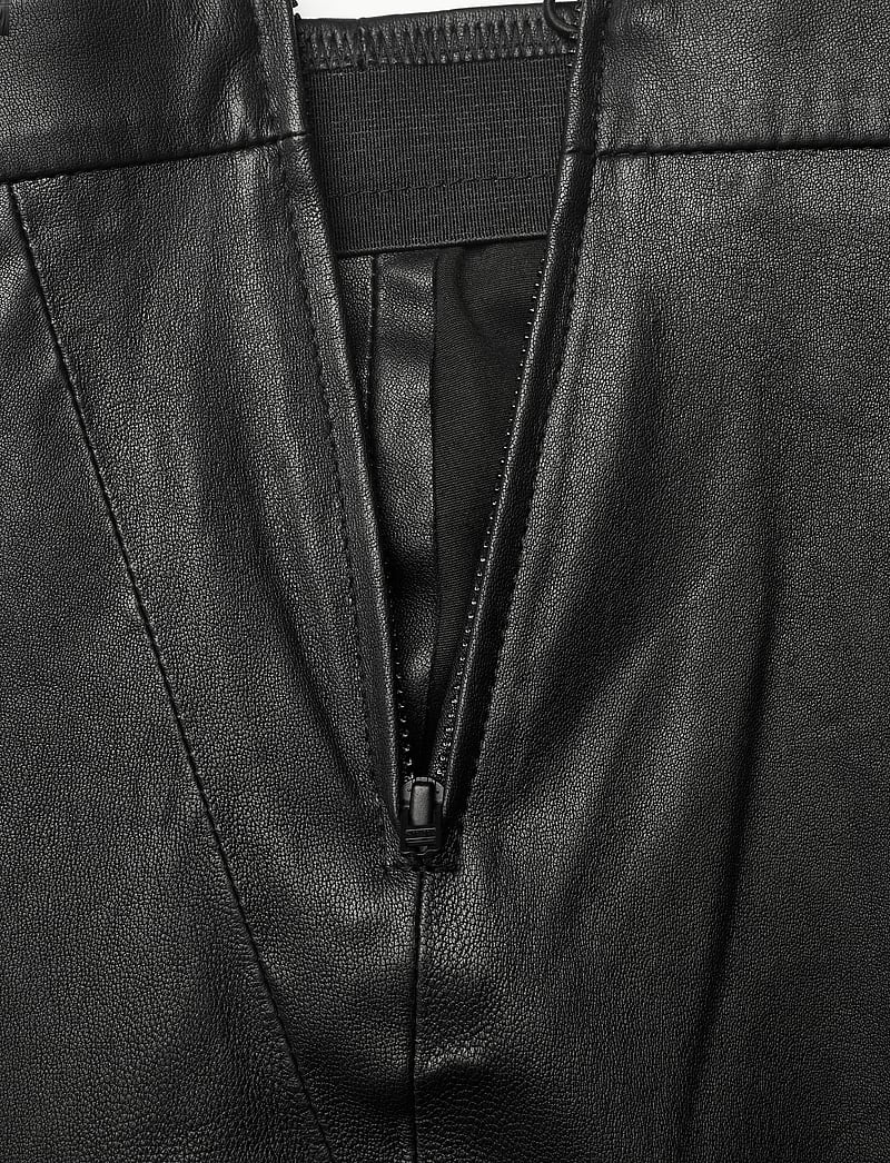 Dante6 - Dante6-Tyson crop flare leather pants - skinnbyxor - raven - 4