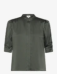 Dante6 - D6Pernaud silk smocked blouse - kortærmede bluser - graphite green - 0