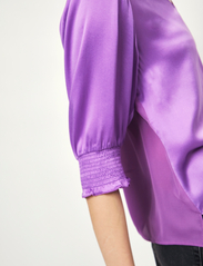 Dante6 - D6Cascais silk blouse - blouses met korte mouwen - funky orchid - 3