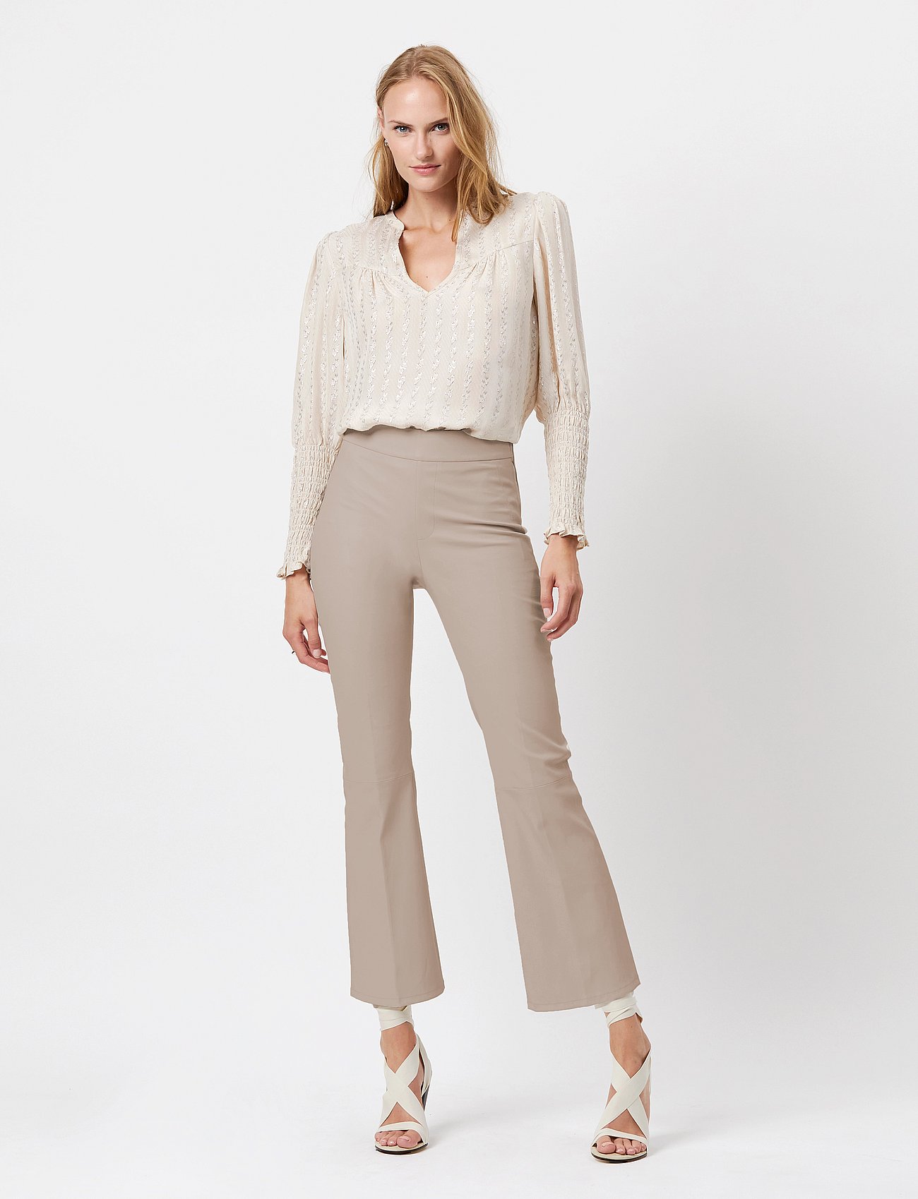 D6Nome crp flare leather pants - DRY