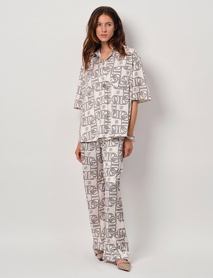 Dante6 - Dante6-Peju logo printed long blouse - kortærmede bluser - butter cream - 0