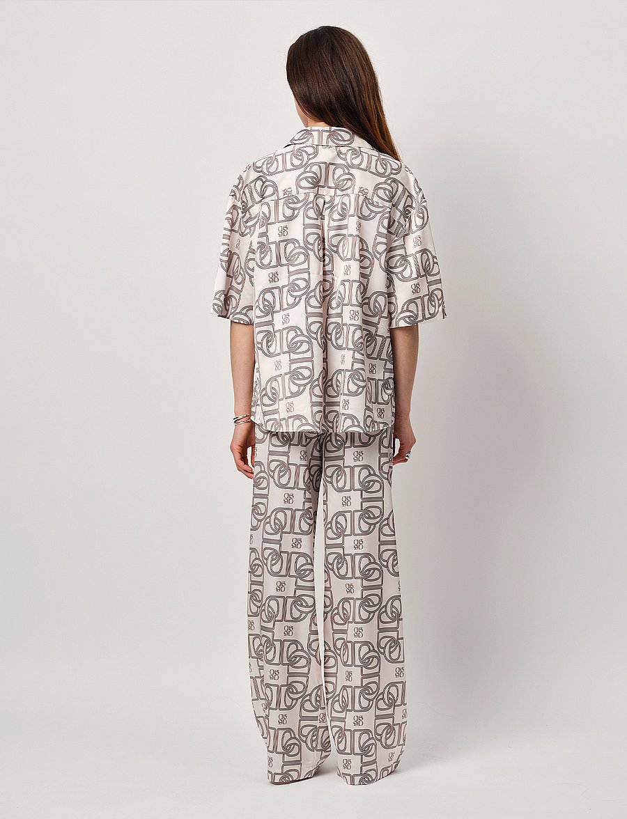 Dante6 - Dante6-Peju logo printed long blouse - kortærmede bluser - butter cream - 4