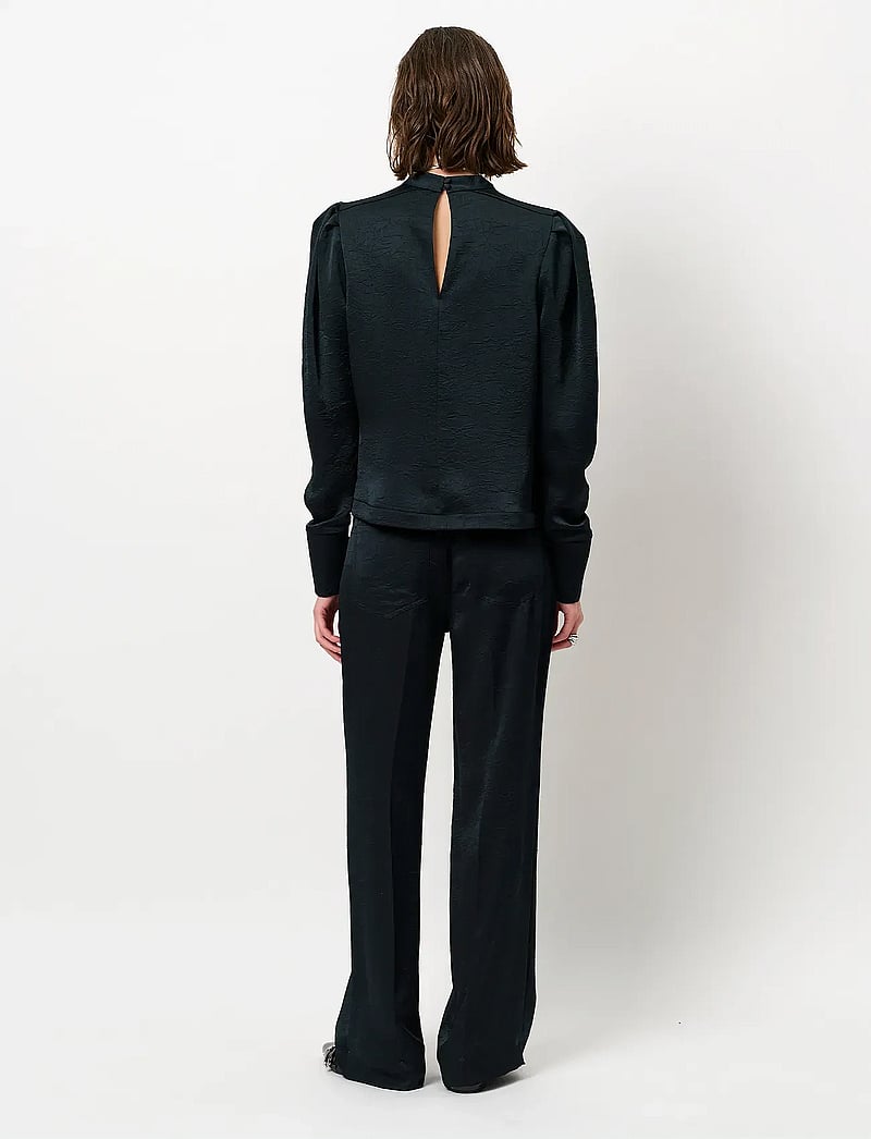 Dante6 - Dante6-Jules creased satin pants - habitbukser - midnight green - 4