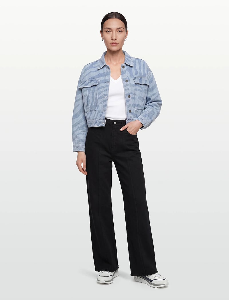 Dante6 - Dante6-Spring printed denim jacket - forårsjakker - skywash blue - 0
