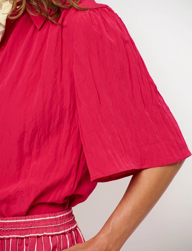 Dante6 - Dante6-Devi cropped wide blouse - crop tops - pomegranate red - 3