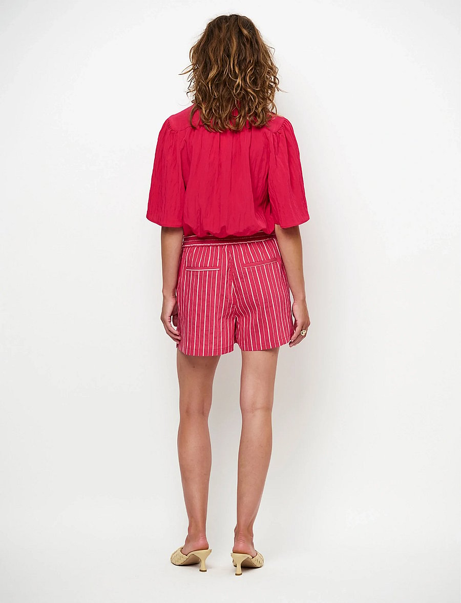 Dante6 - Dante6-Devi cropped wide blouse - nabapluusid - pomegranate red - 4