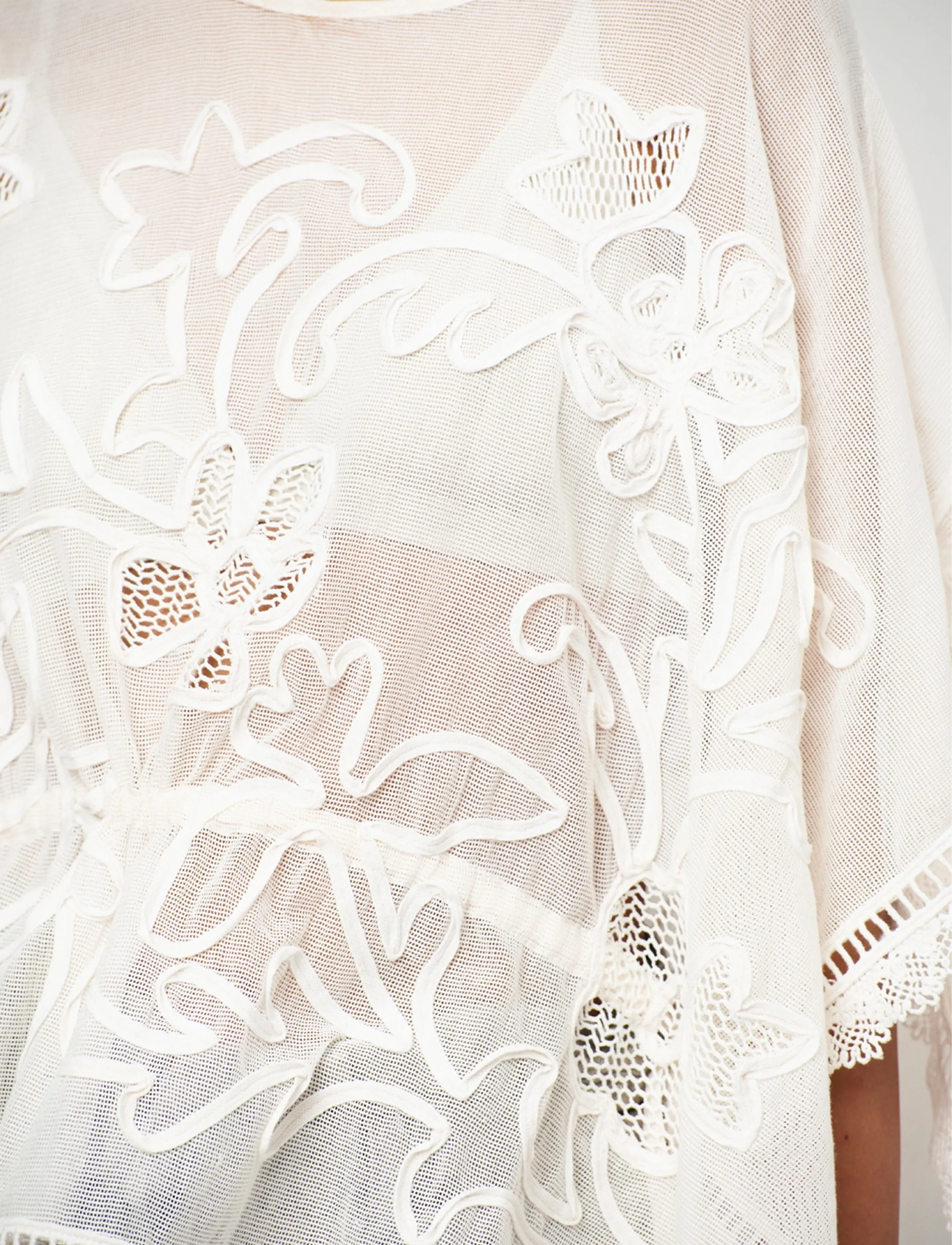 Dante6 - Dante6-Olynda embroidered mesh cape-top - kortærmede bluser - butter cream - 5