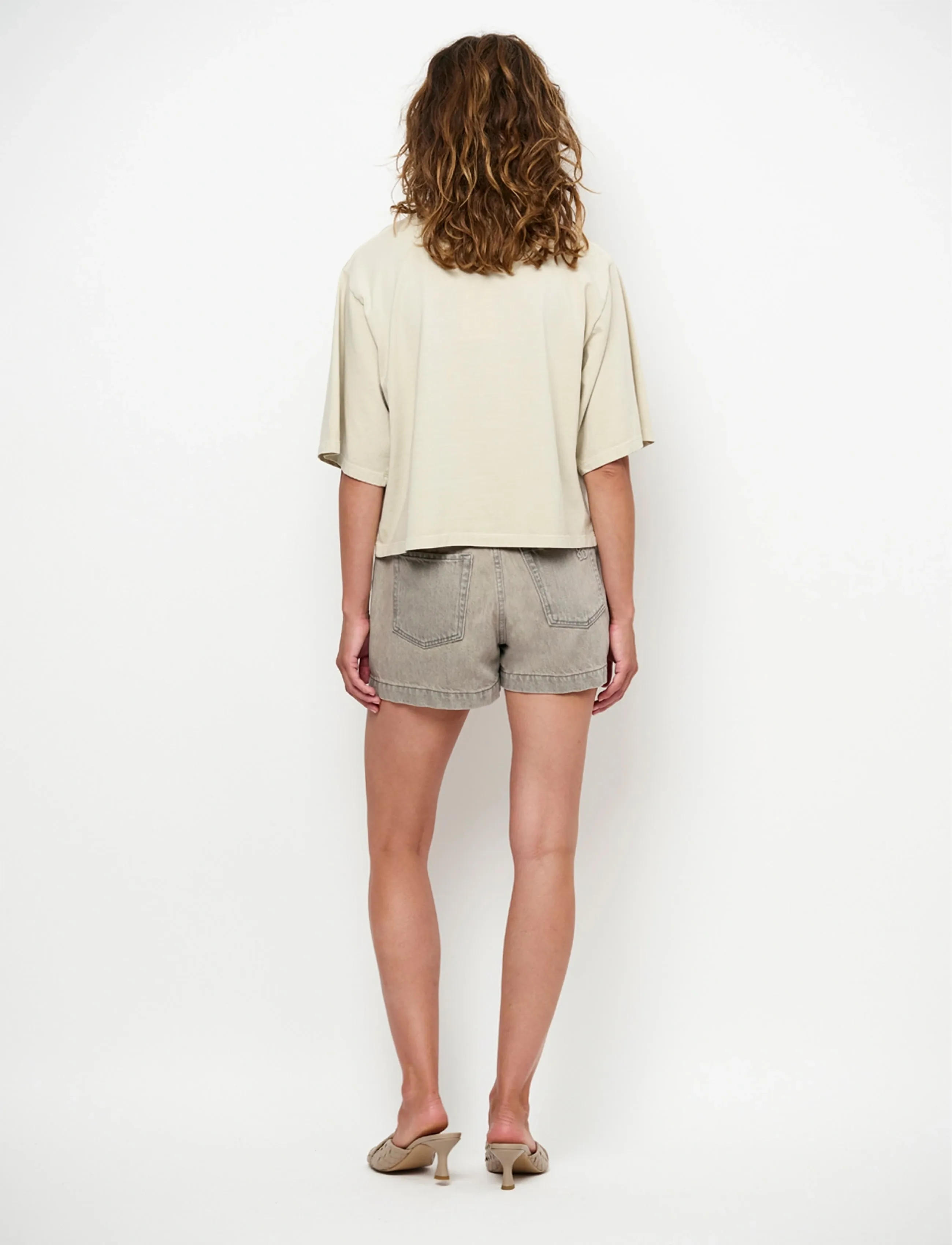 Dante6 - Dante6-Maimu loose fit cropped logo tee - crop tops - porcelain beige - 4
