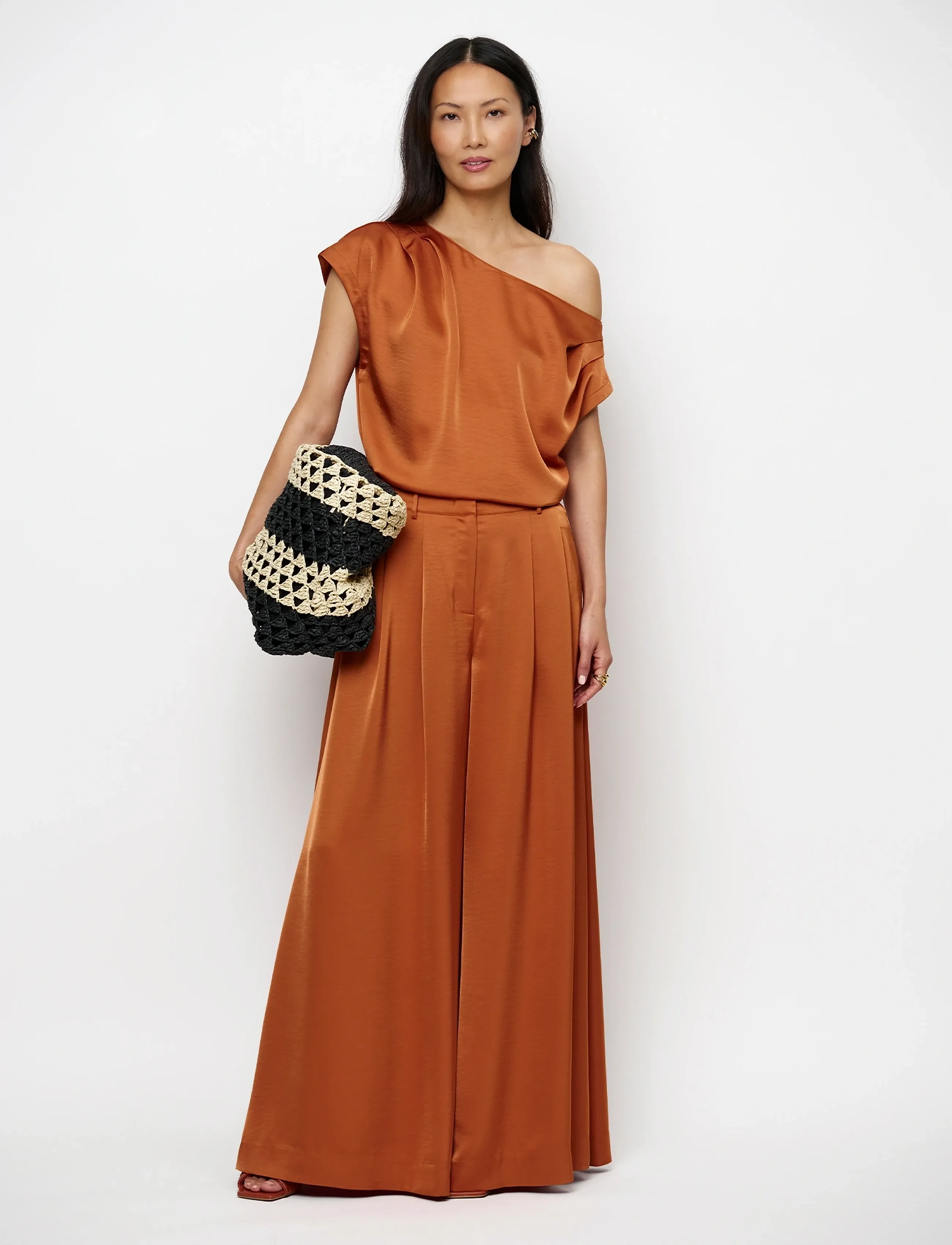 Dante6 Dante6-Roam satin drapey top - T-shirts & Toppe - SUNSET ORANGE / orange