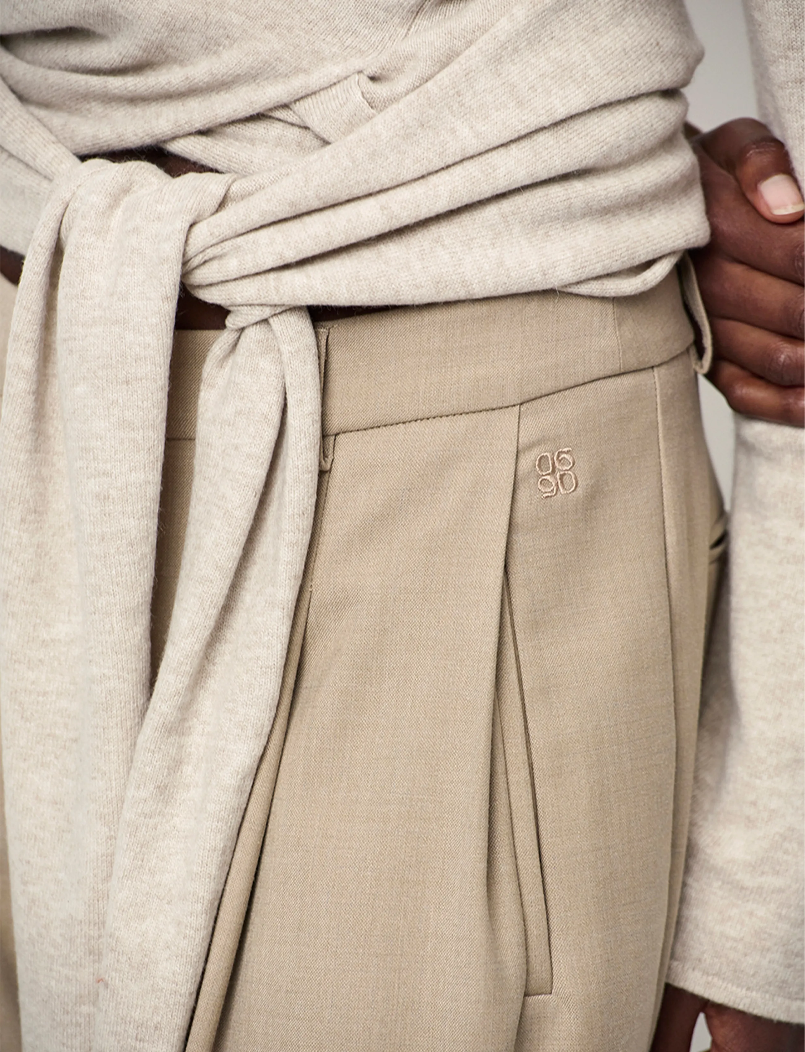 Dante6 - Dante6-Biaxa pleated pants - anzugshosen - warm greige - 4