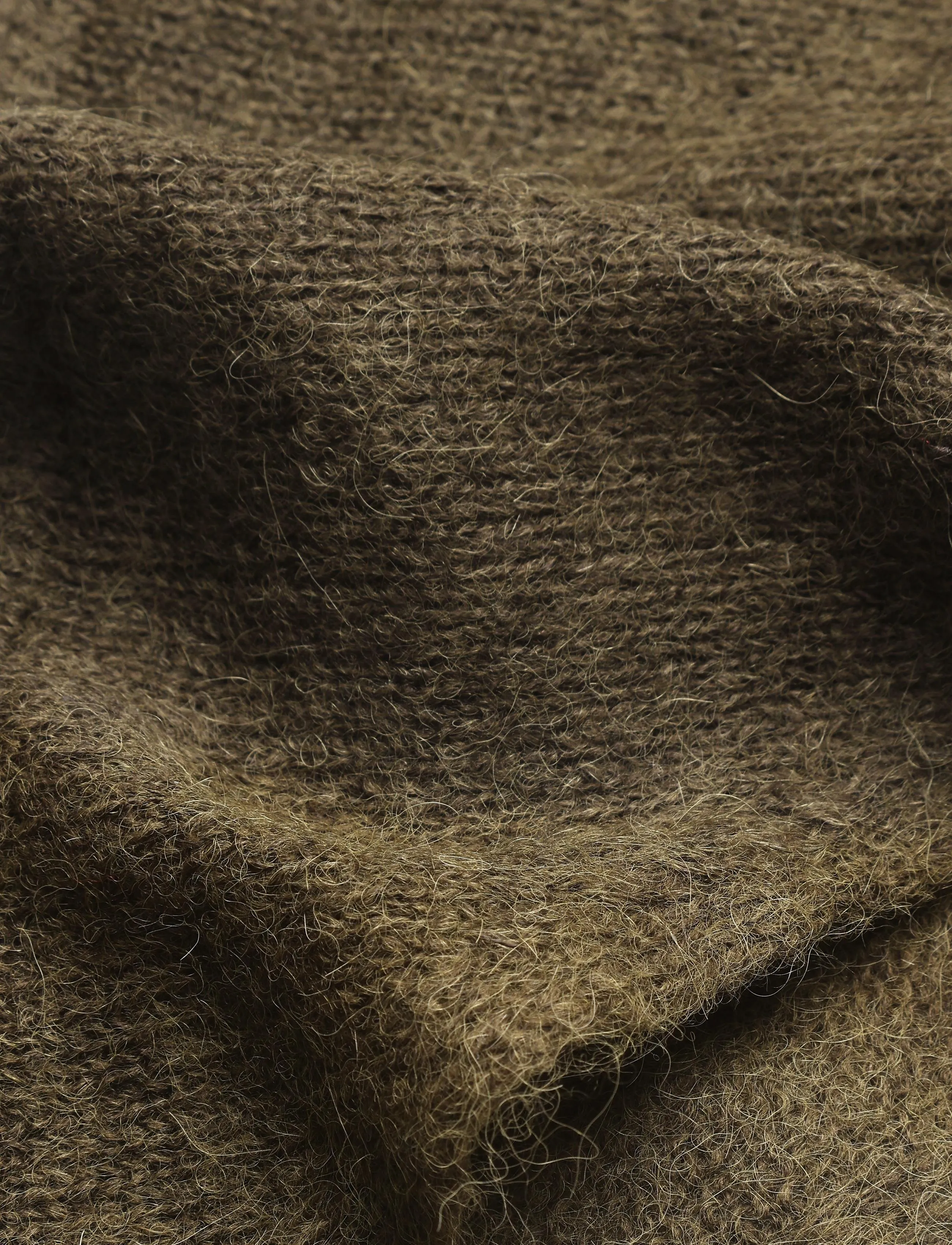 Dante6 - Dante6-Skai knitted  triangular scarf - halstørklæder - moss olive - 2