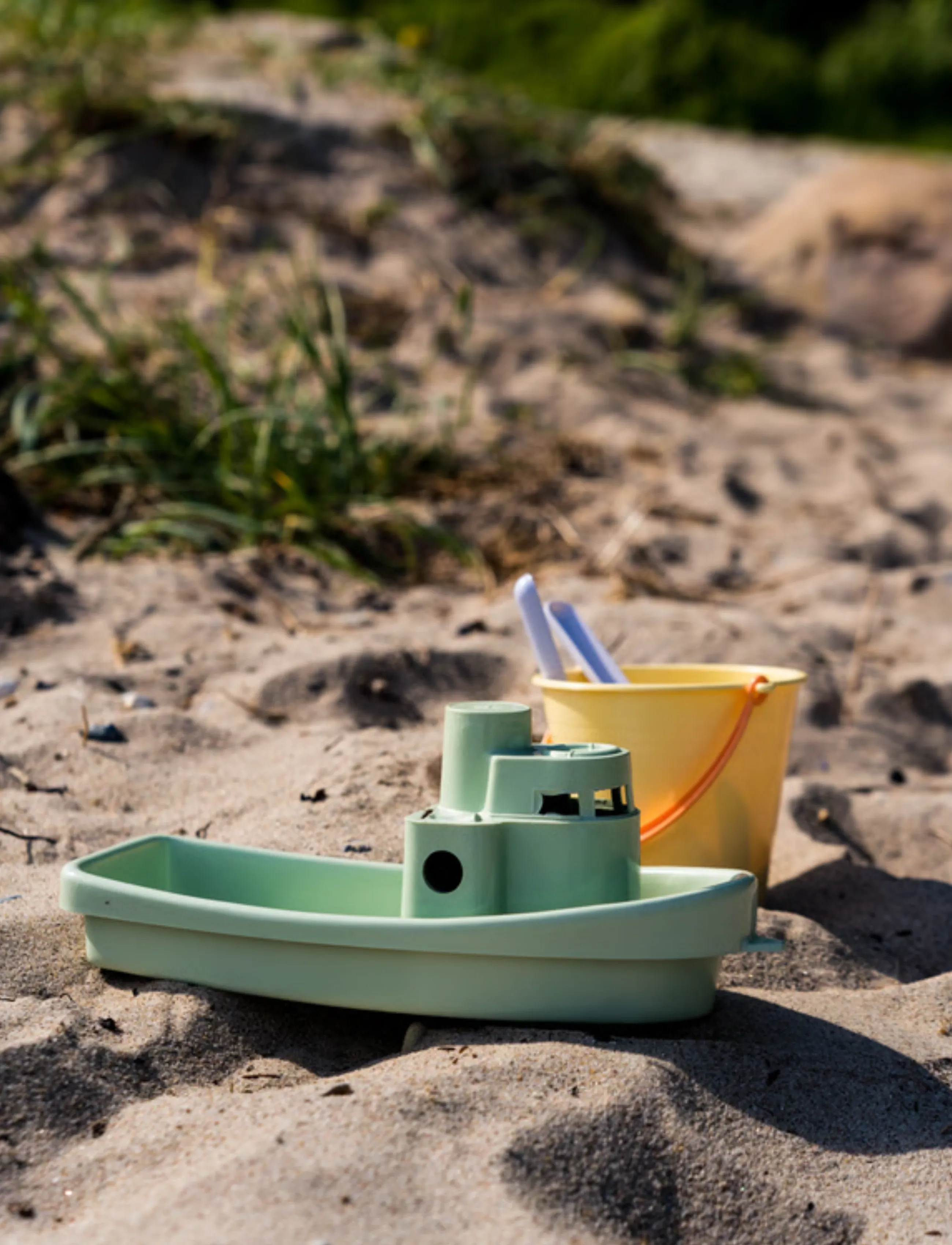 Dantoy - PASTEL RECYCLED BOAT & SANDSET 4 PCS - green, light purple, light yellow, orange - 3