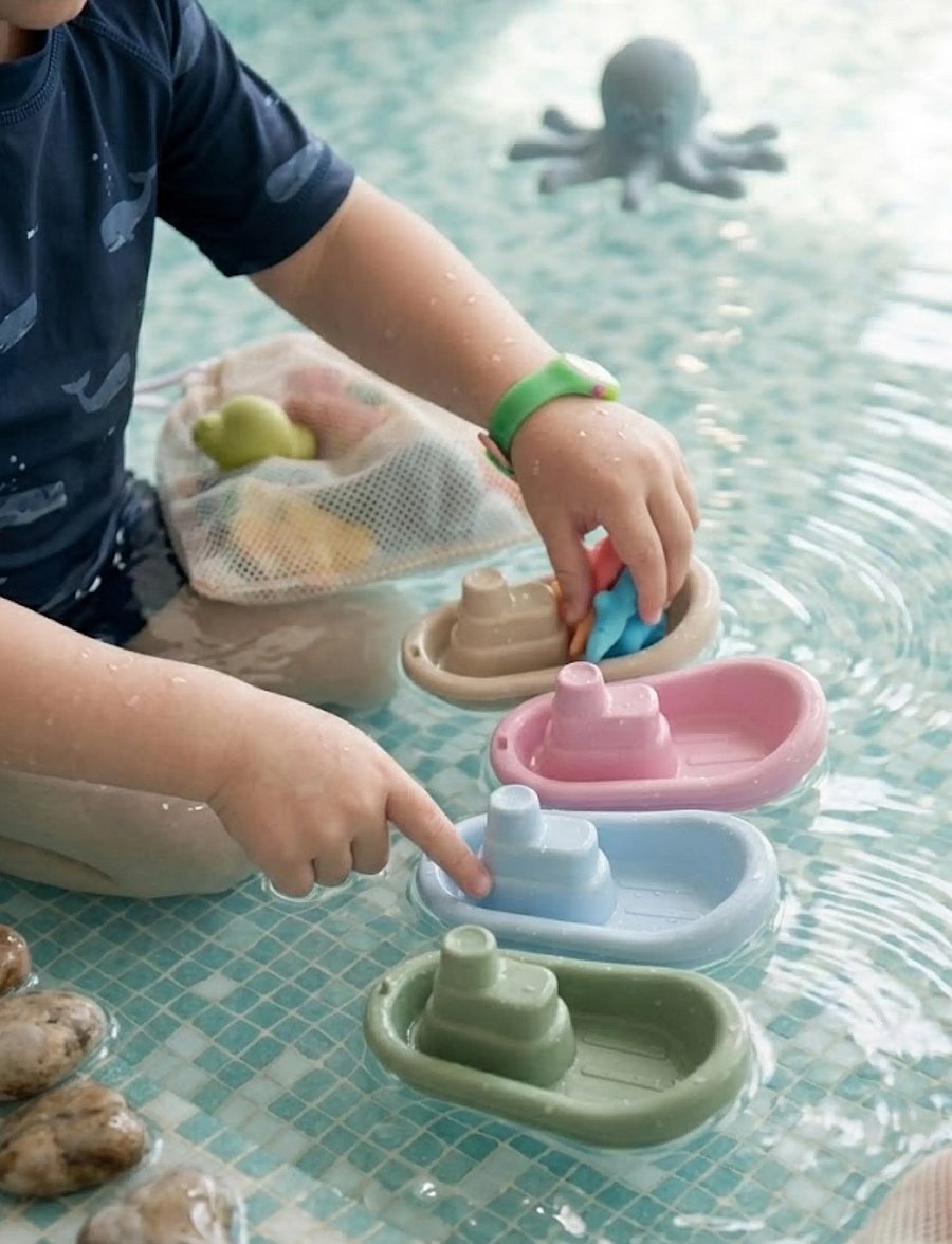Dantoy - THORBJORN BOAT SET - badleksaker - green, light gray warmgray, light pink, pastel blue - 5