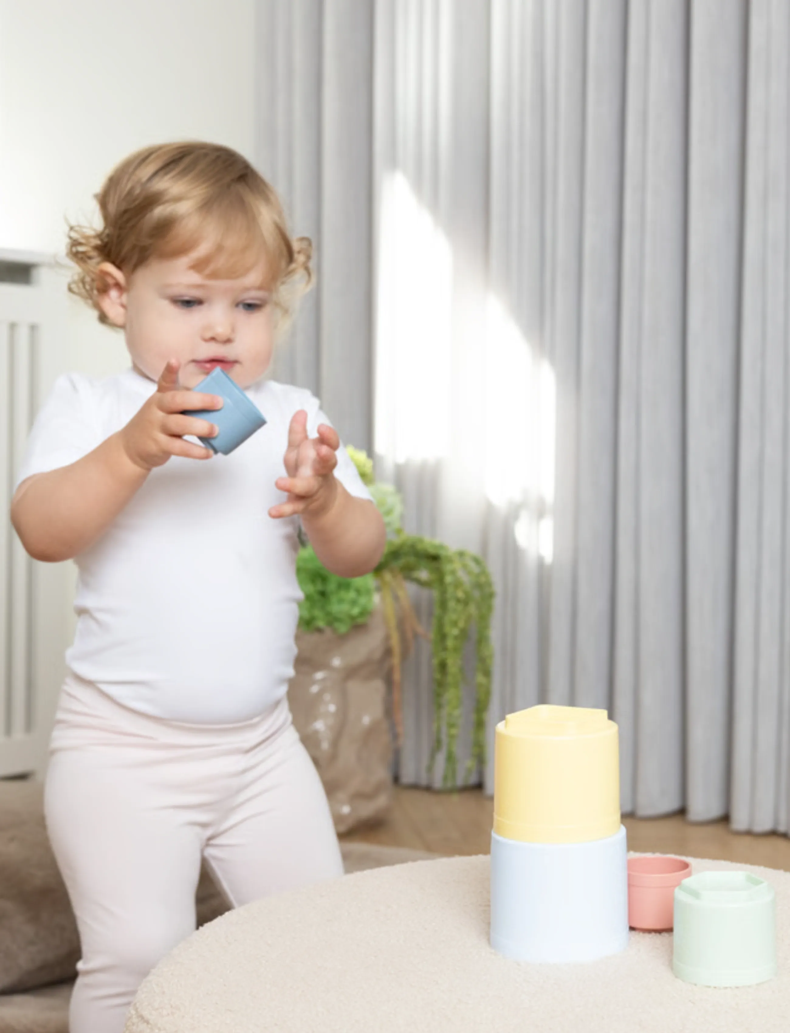 Dantoy - FT PLAY CUPS IN NET 7 PCS - die niedrigsten preise - blue, green, light gray-violet, light yellow, old pink, pastel blue - 4