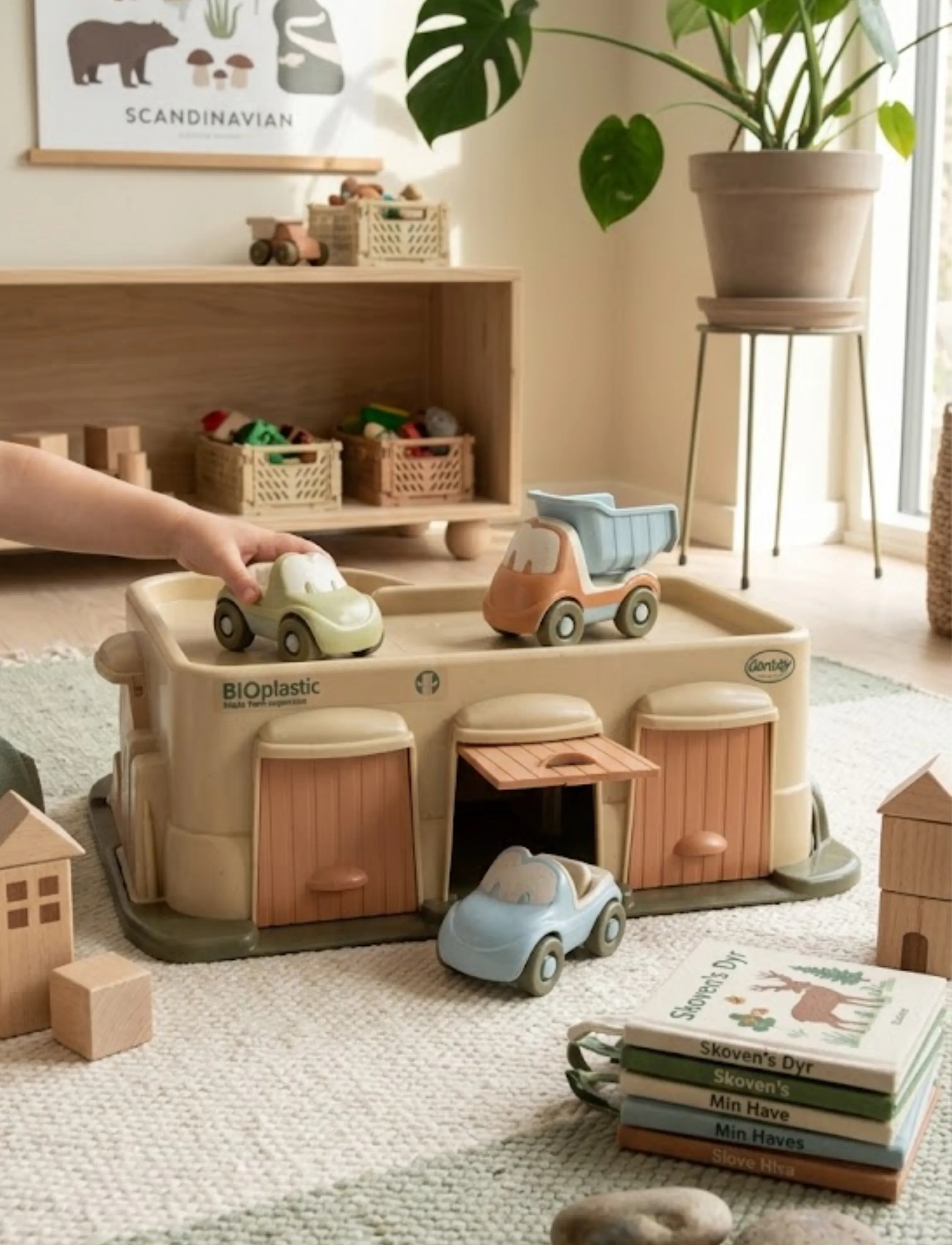 Dantoy - BIO GARAGE WITH 3 CARS - leksaksgarage - brown, blue, orange, green - 4