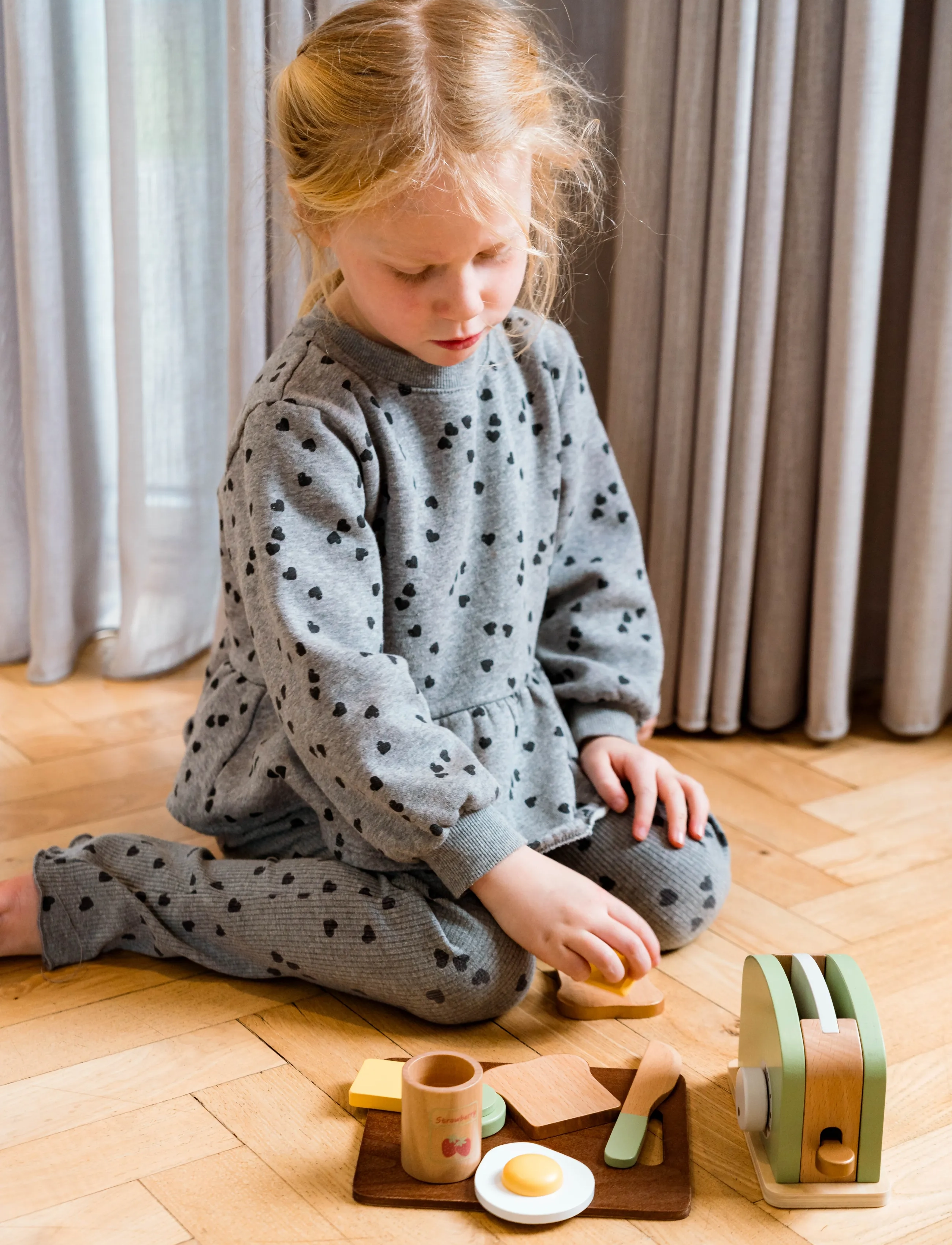 Dantoy Toaster Set Wood In Gift Box 9 Pcs, Børn, Toy Kitchen Tilbehør, Multi/mønstret, Str: ONE SIZE