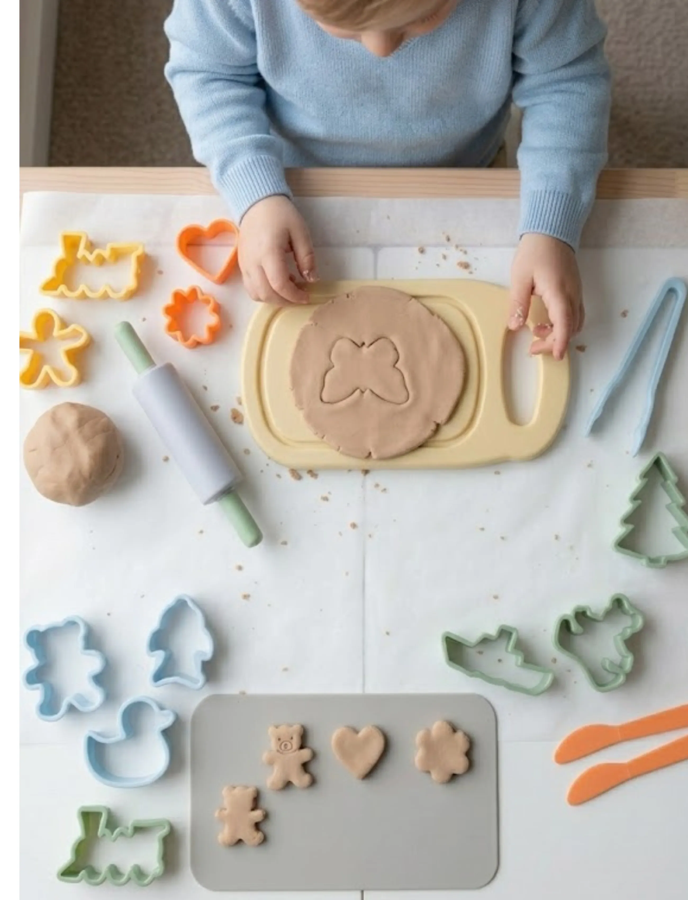 Dantoy - PASTEL PLAY DOUGH SET - bastelset - green, light purple, light yellow, orange, summer blue - 3