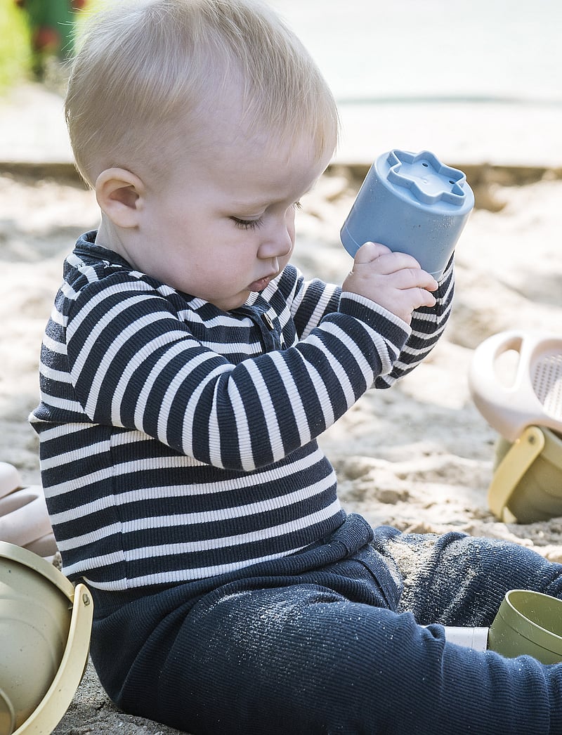 Dantoy - TINY BIO PLAY CUPS - 6+ MONTHS - staflanlegir kubbar - dusty-blue, army-green, dusty-pink, dusty-yellow, grey - 4