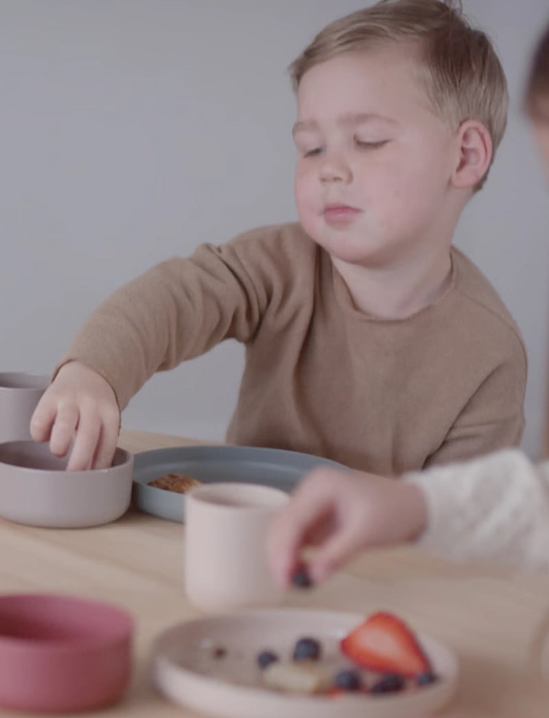 Dantoy - TINY BIOBASE DINNER PLATE SET - lägsta priserna - olive and grey - 2