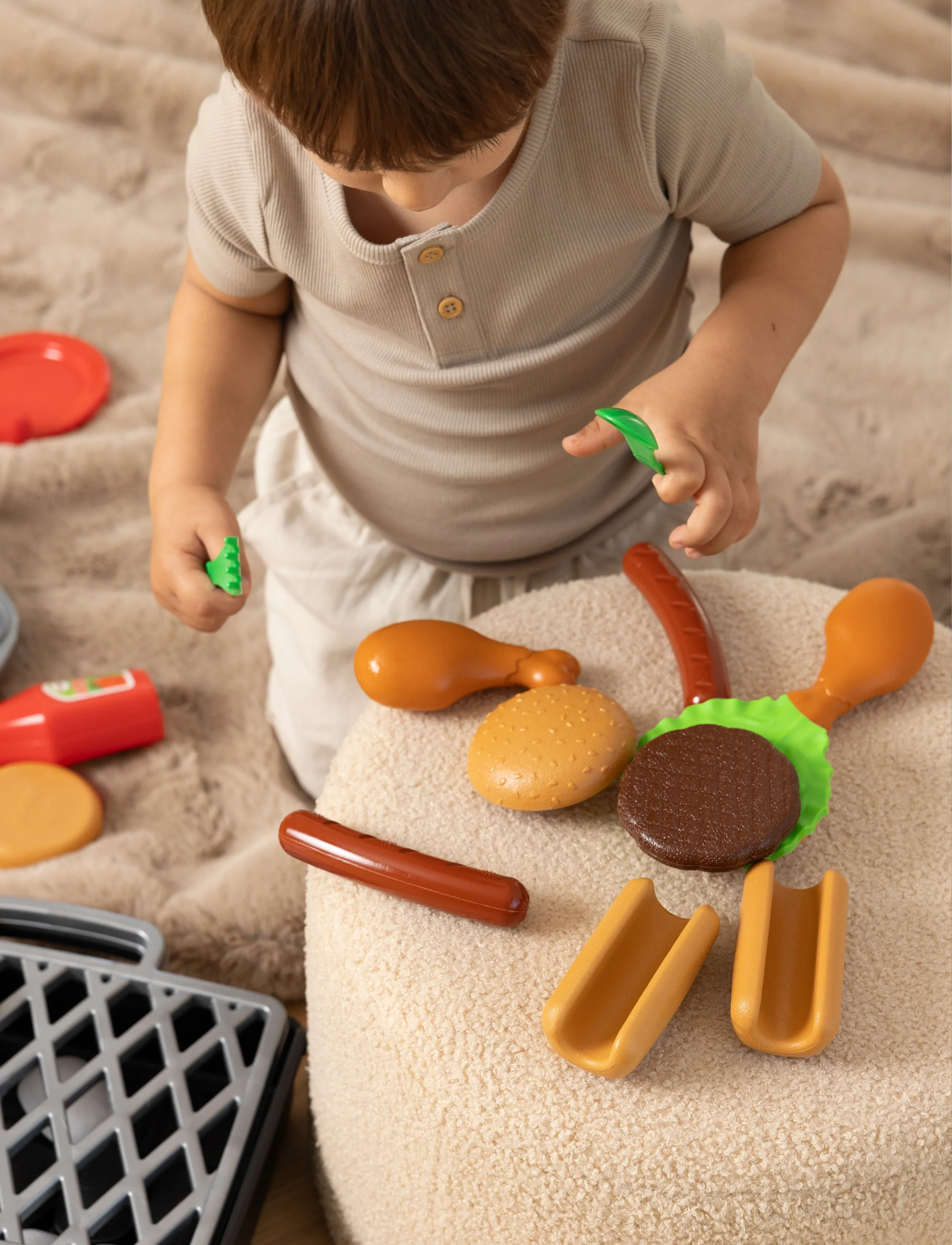 Dantoy - BBQ PLAYFOOD-56 PCS CTN. - leikfangamatur & kökur - red, brown, yellow, green, white - 4