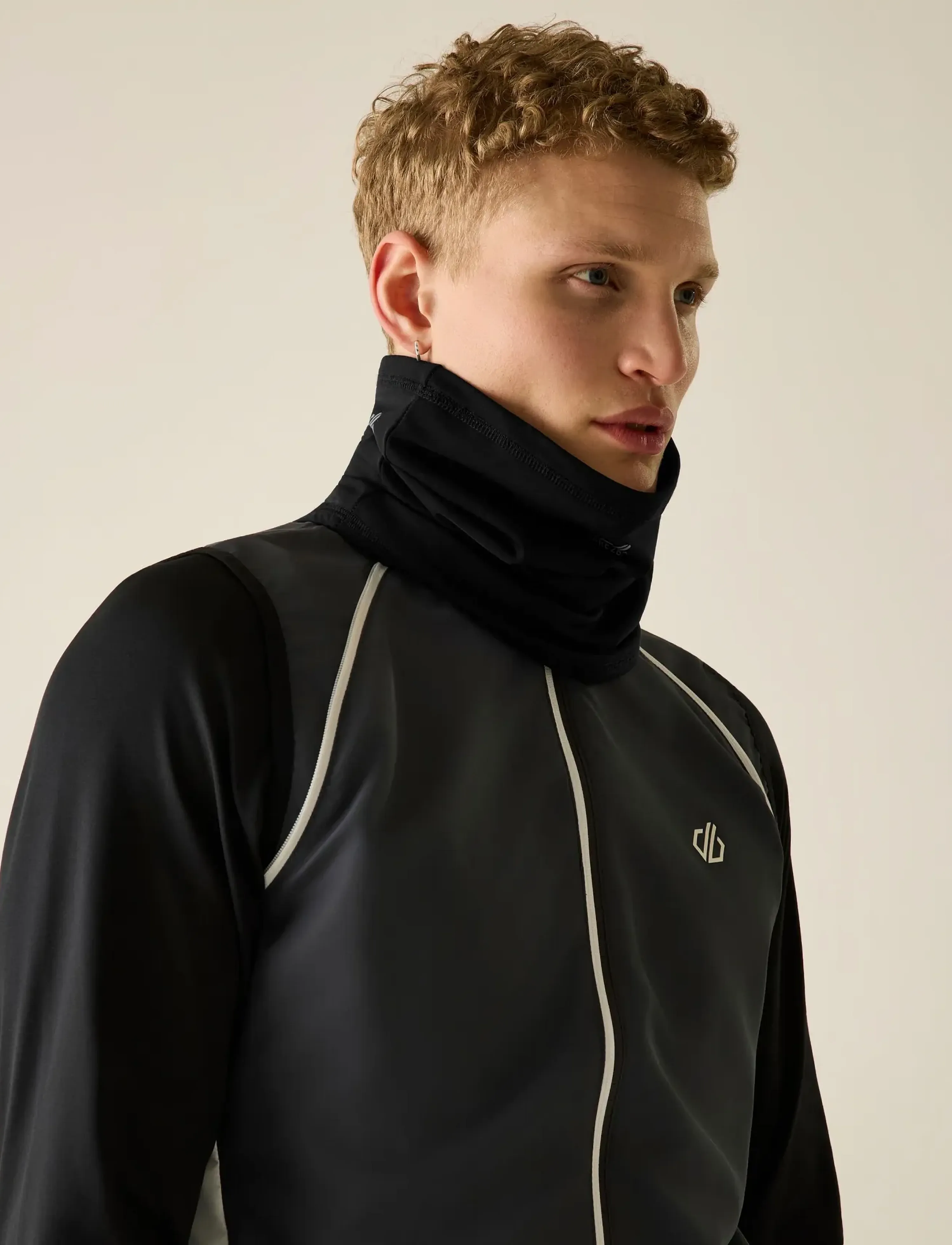 Dare2b - NiveousNeckGtr - black - 4