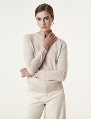 Davida Cashmere - Basic O-neck Sweater - cashmere - light beige - 0