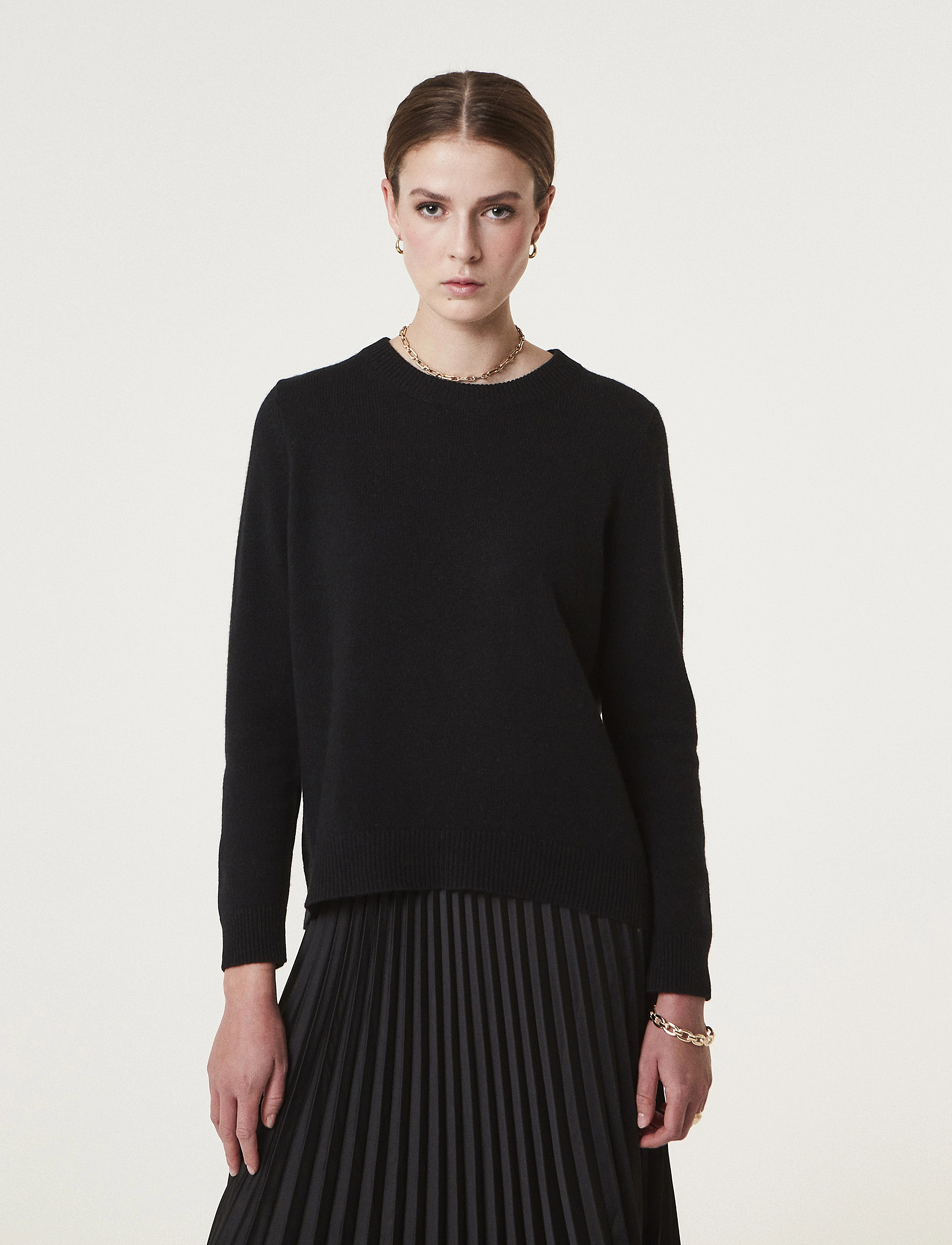 Davida Cashmere - Straight O-neck Sweater - black - 3