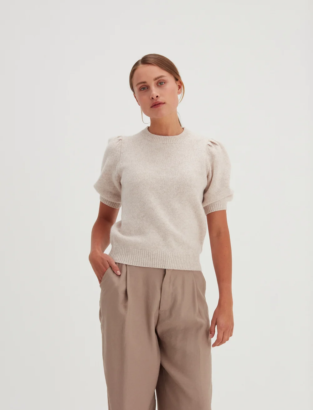 Davida Cashmere - Puff Sleeve T-Shirt - cashmere - light beige - 0