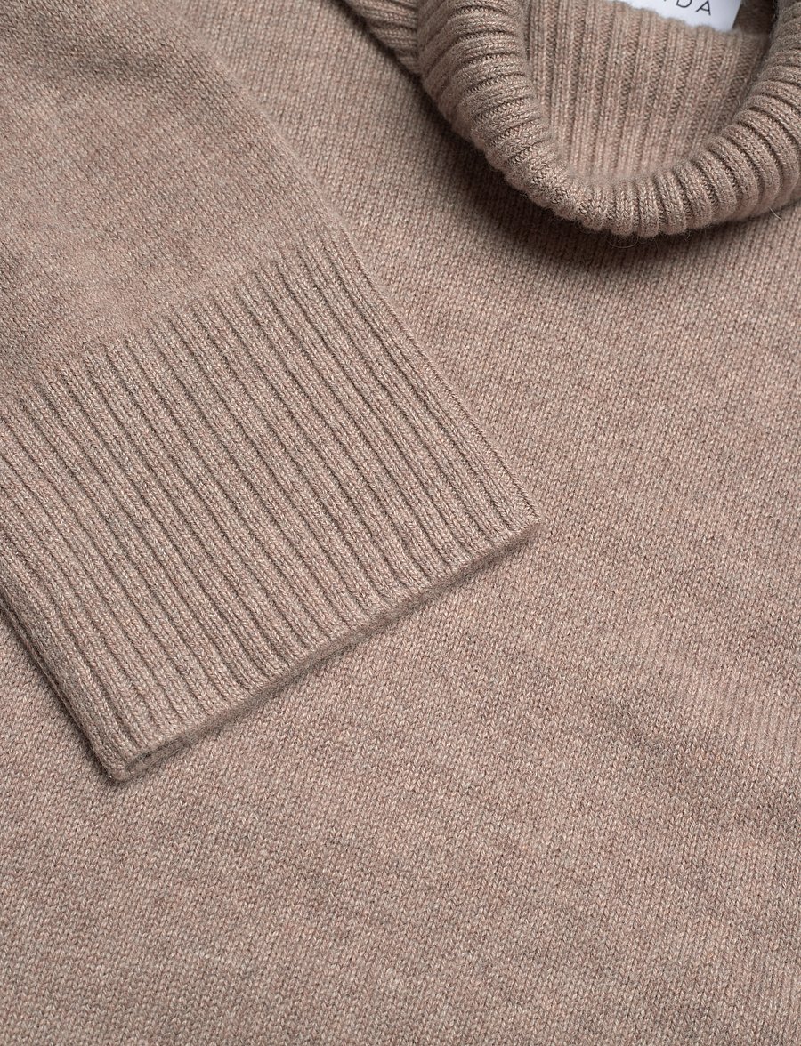 Davida Cashmere - chunky roll neck sweater - cashmere - mink - 2